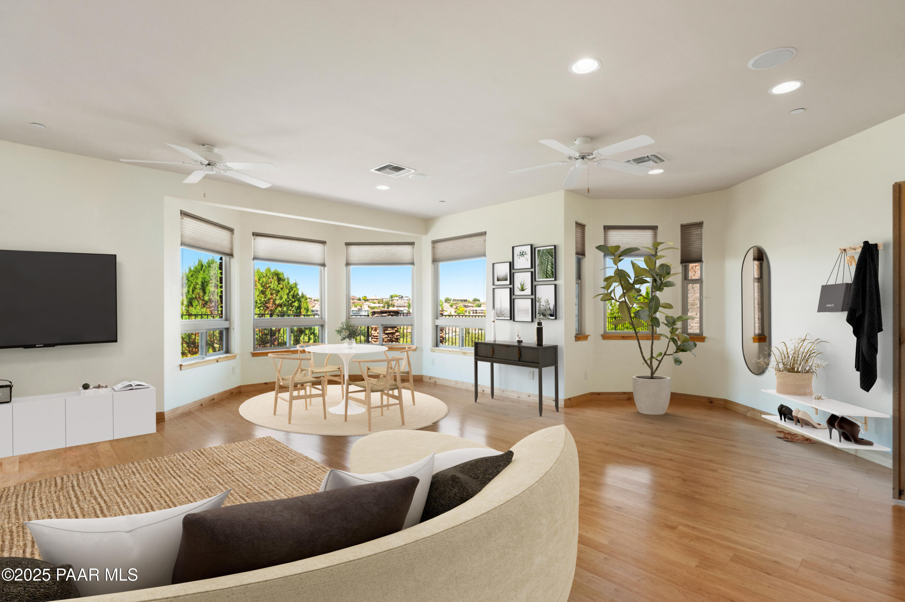 1046 Vantage Point Circle