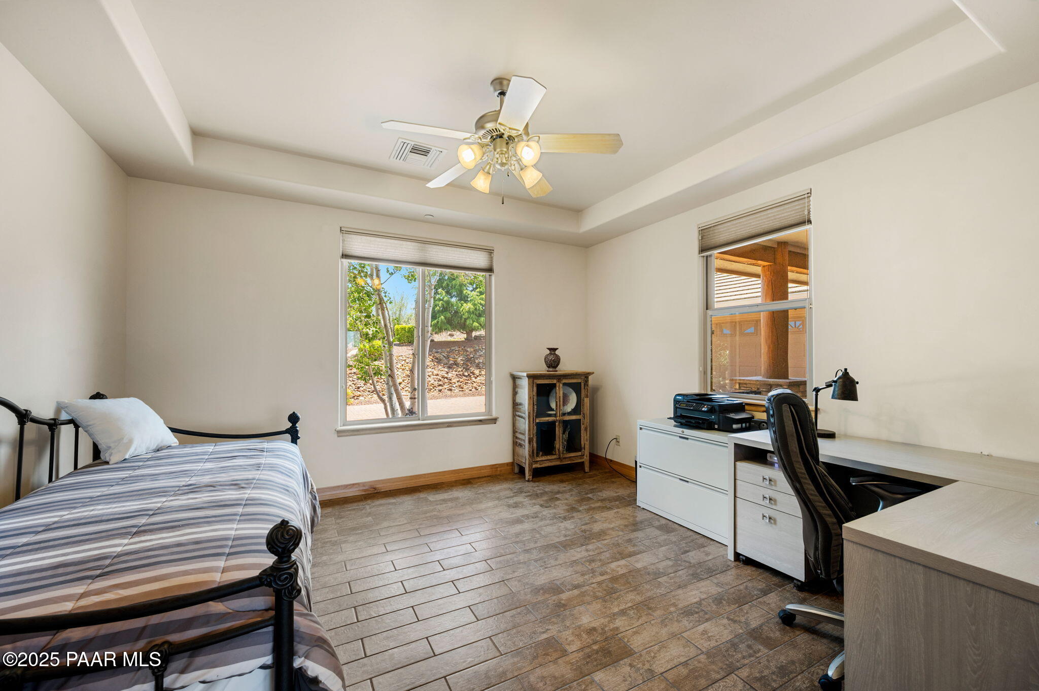1046 Vantage Point Circle