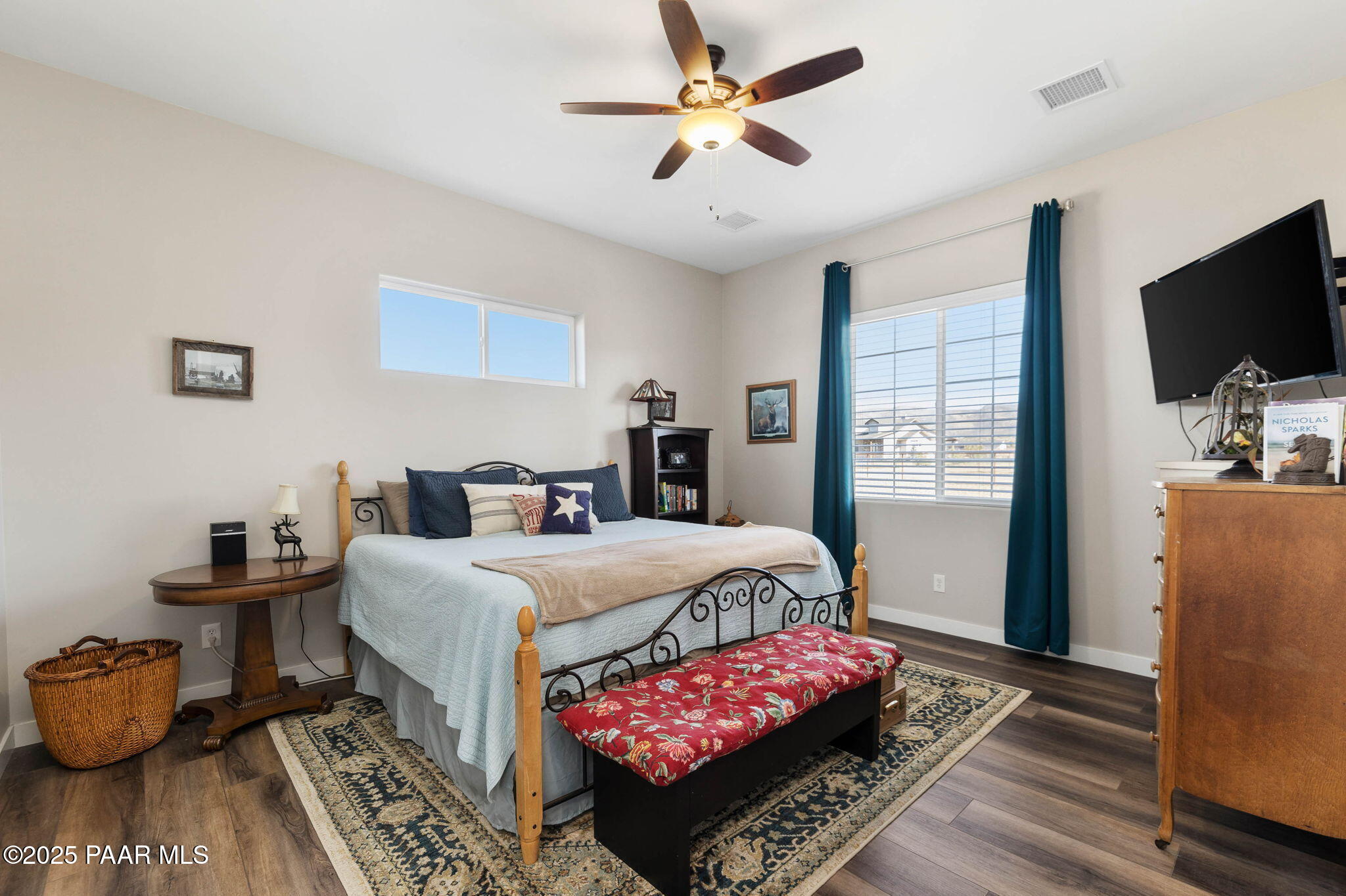 9820 N Echo Ridge Circle