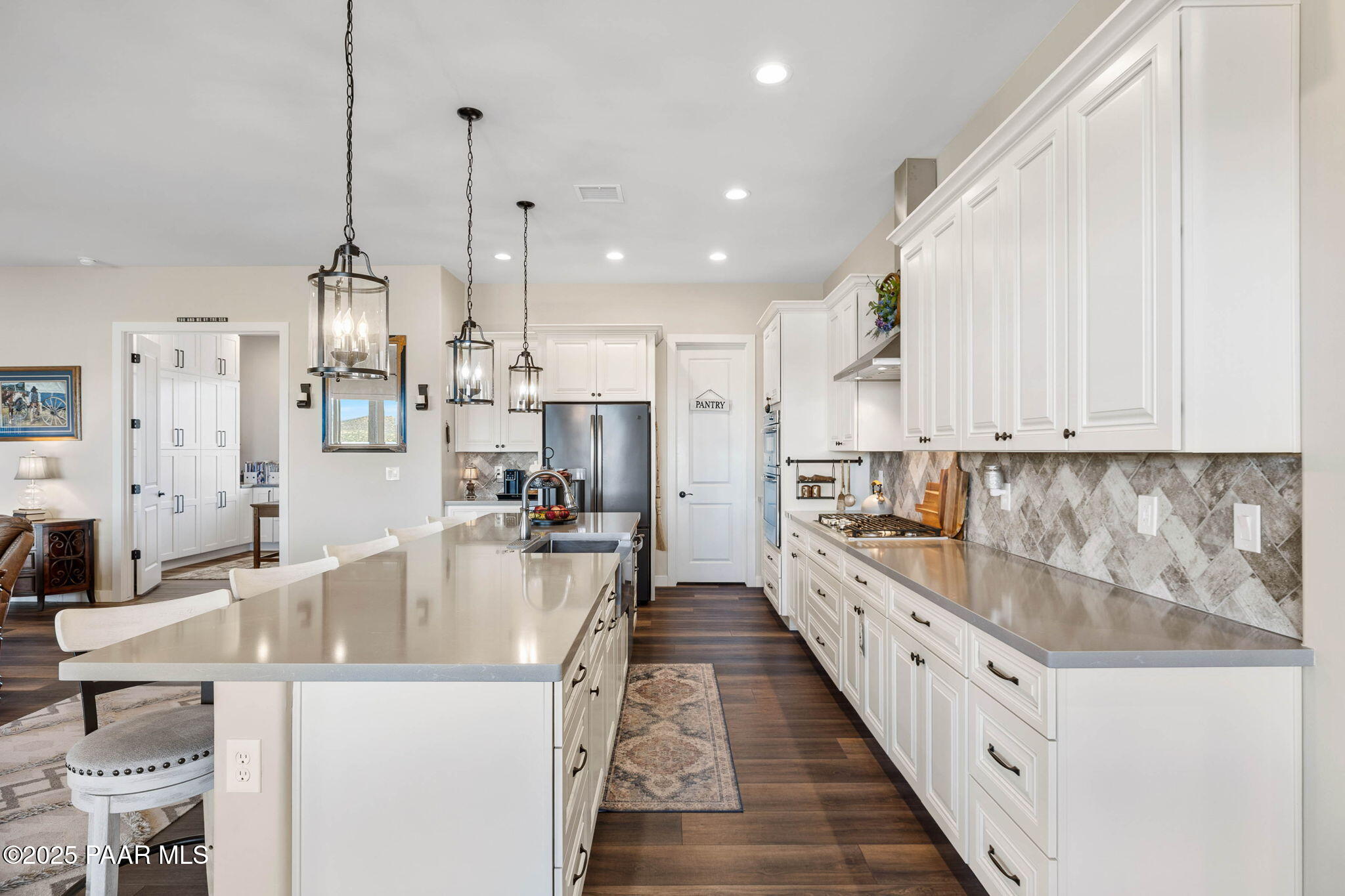 9820 N Echo Ridge Circle