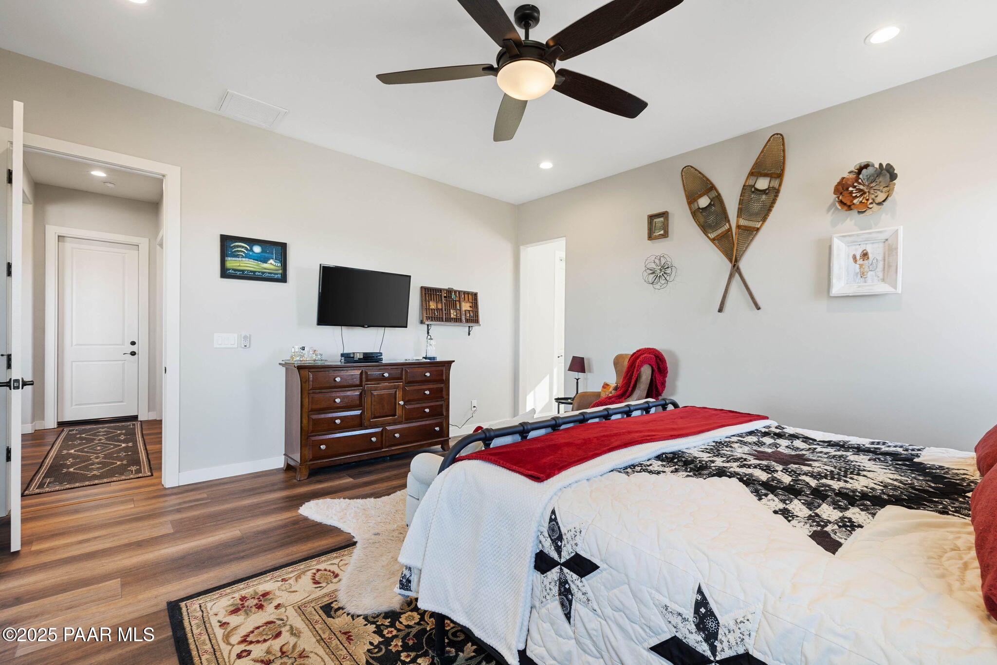 9820 N Echo Ridge Circle