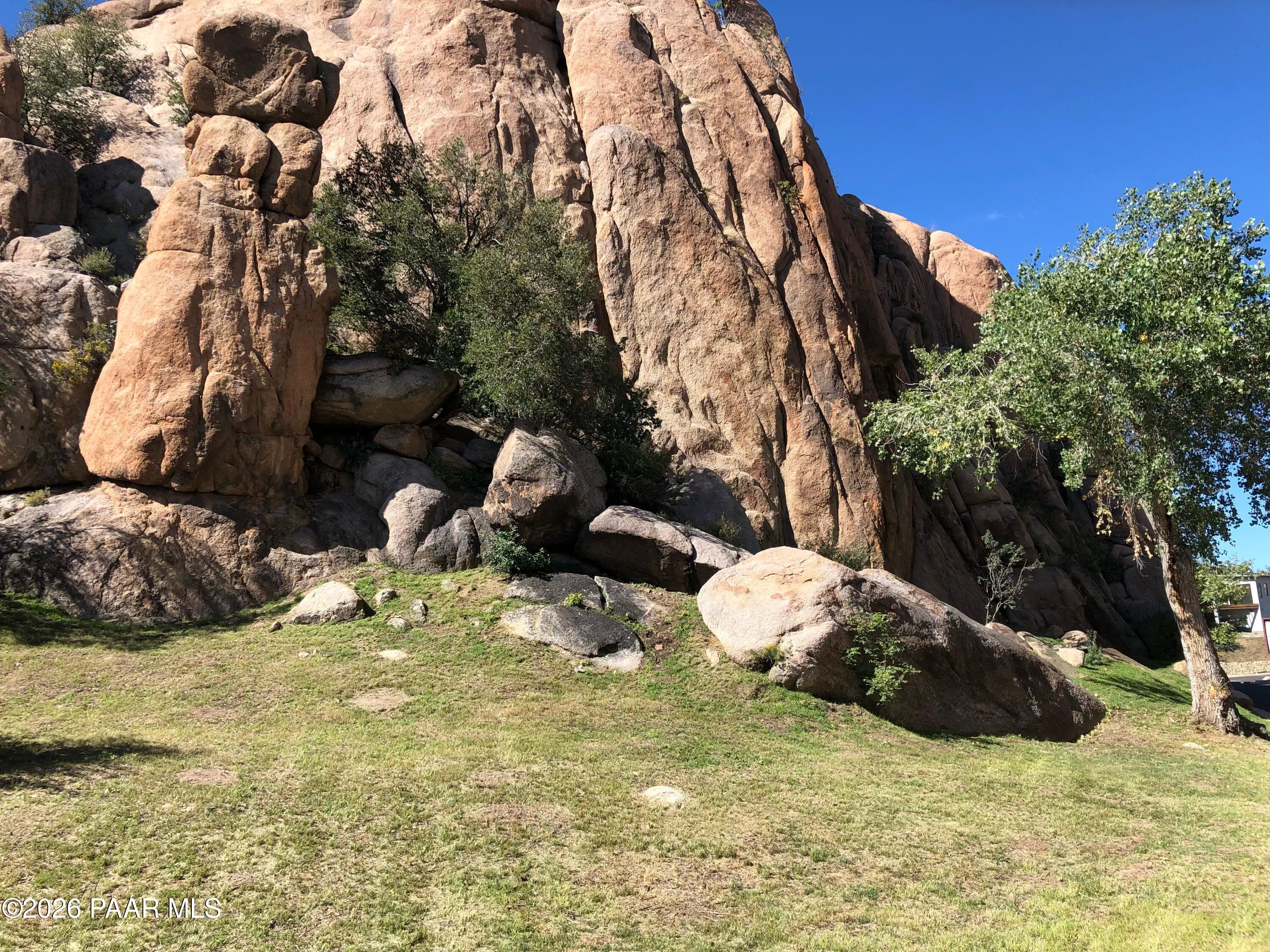 4422 N Twisted Trail