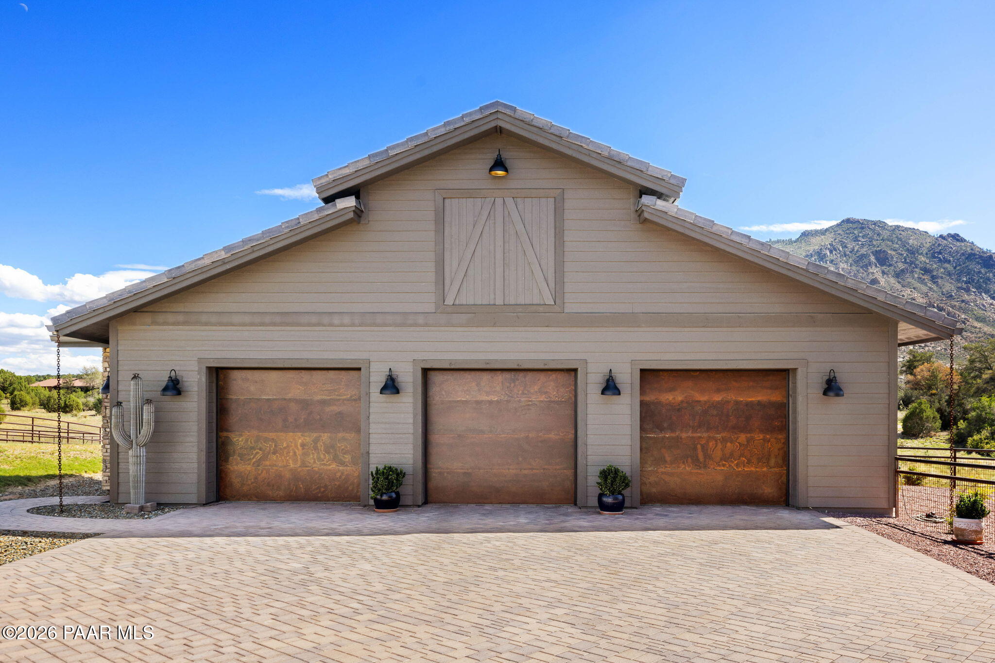 8815 N Callahan Road