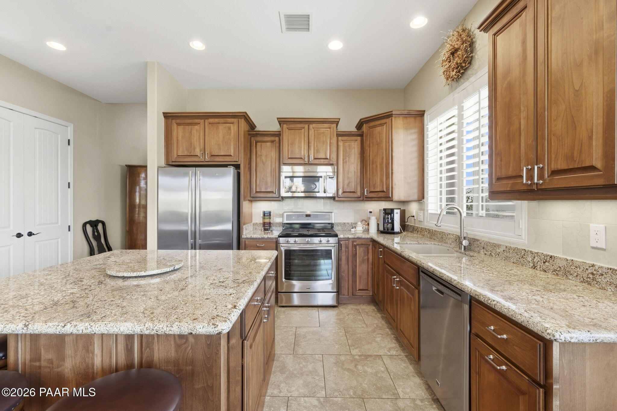 1275 Brookhaven