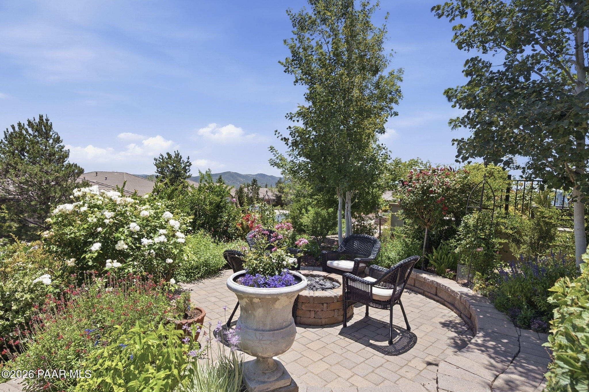 1275 Brookhaven