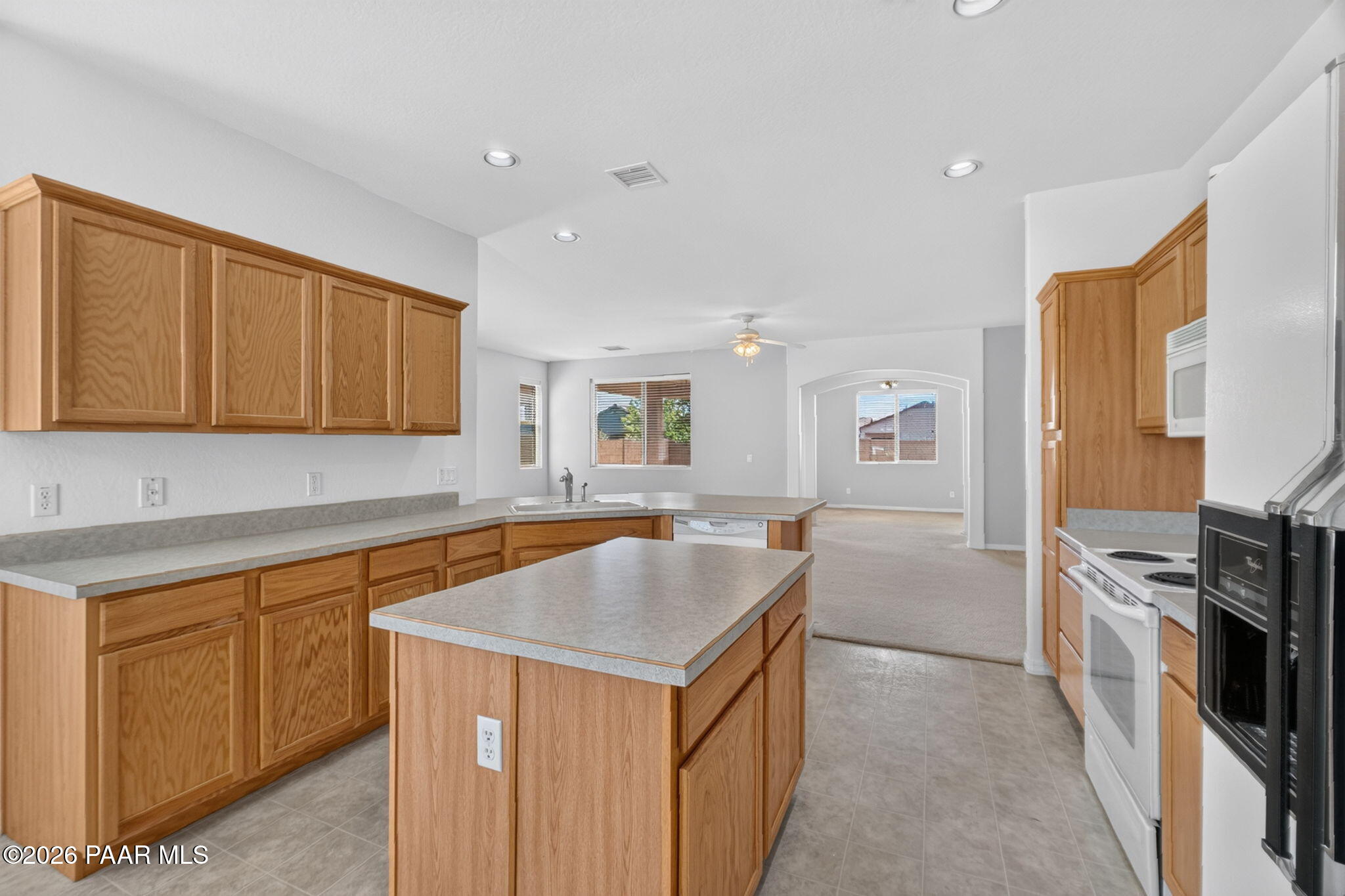 8128 N Command Point Drive