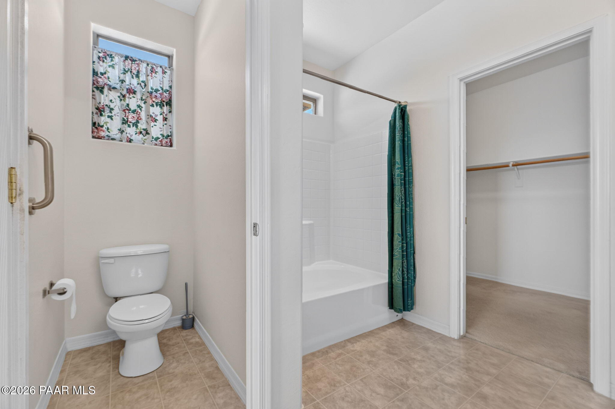 8128 N Command Point Drive