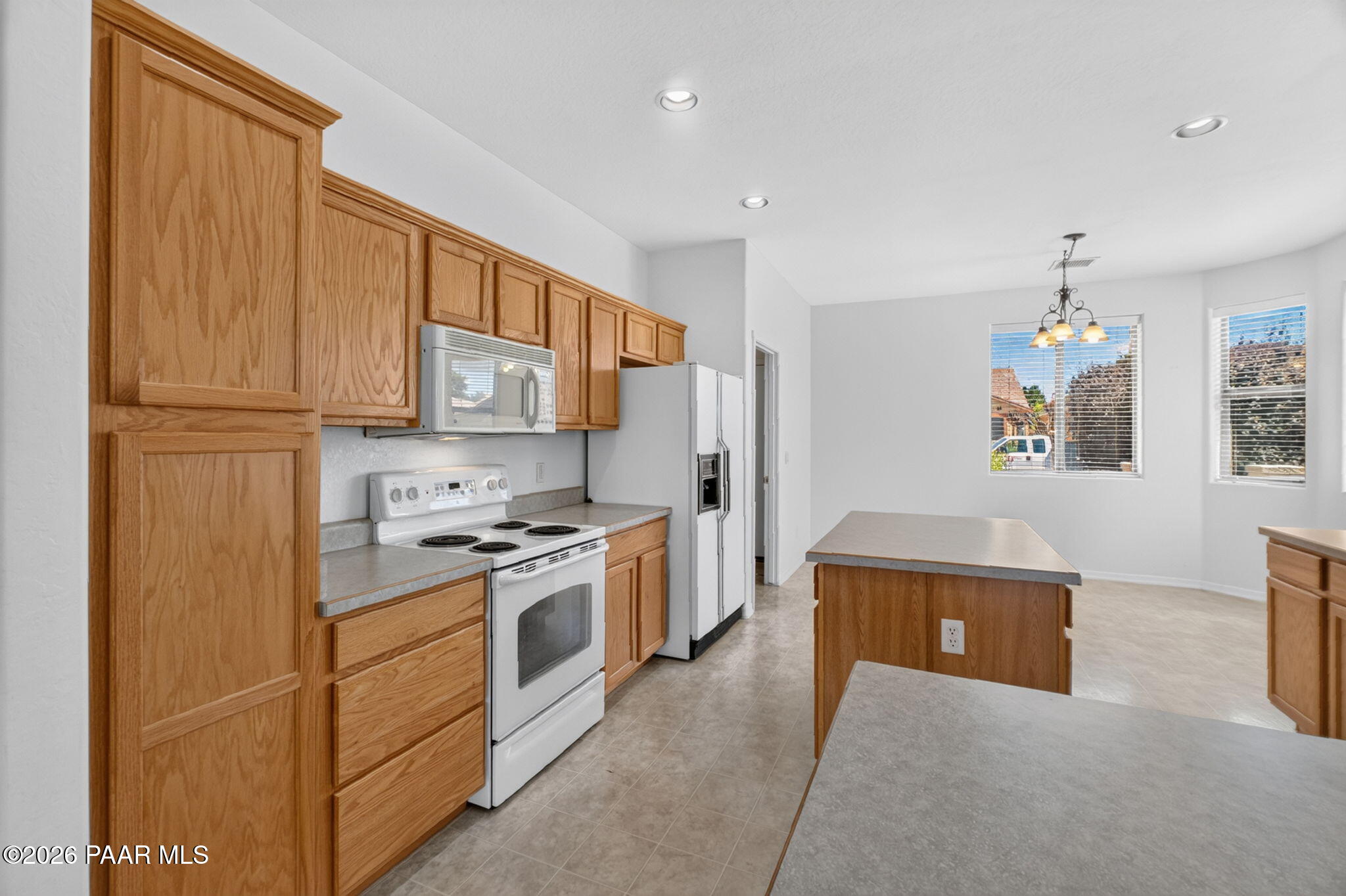 8128 N Command Point Drive