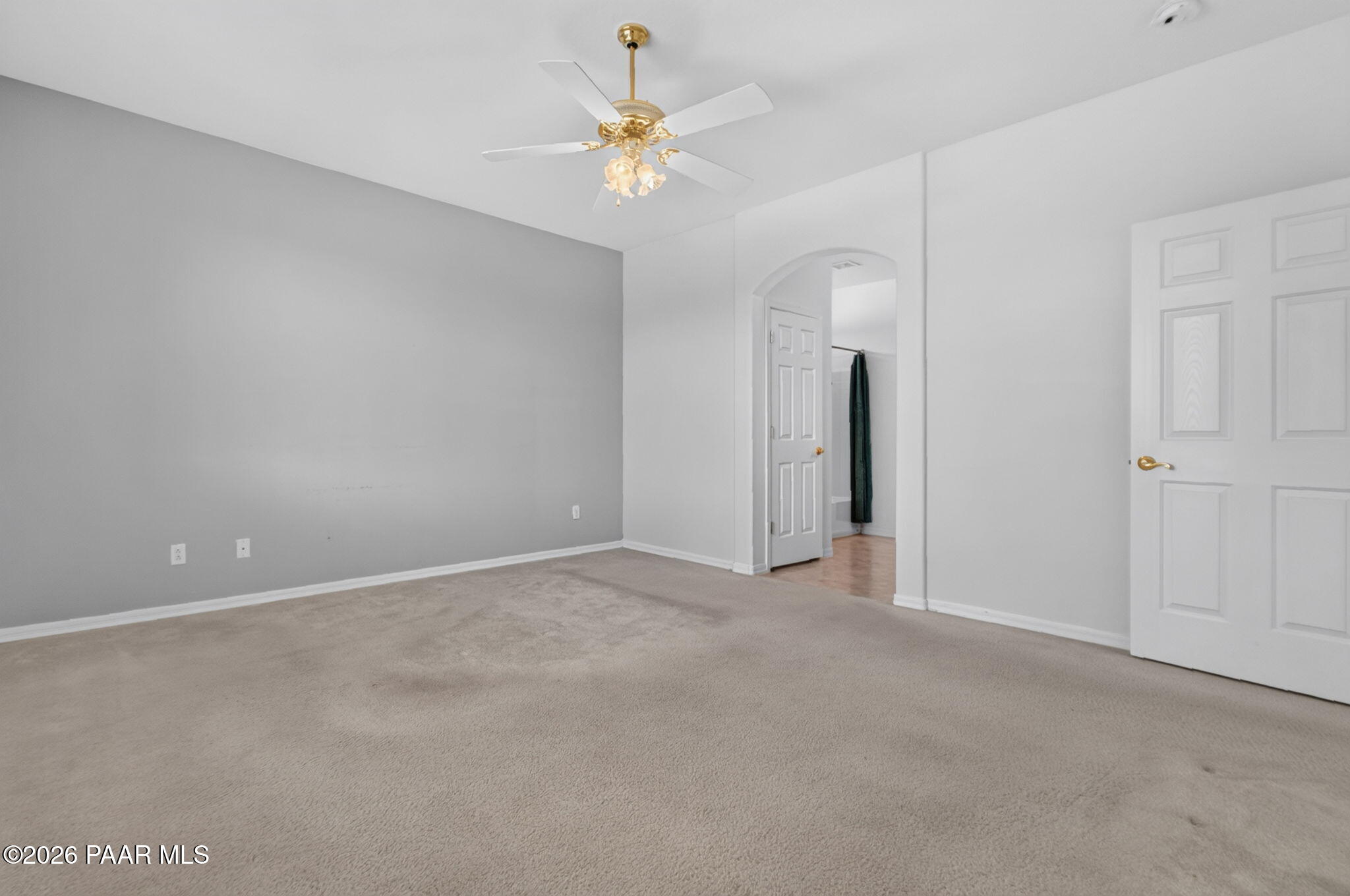 8128 N Command Point Drive