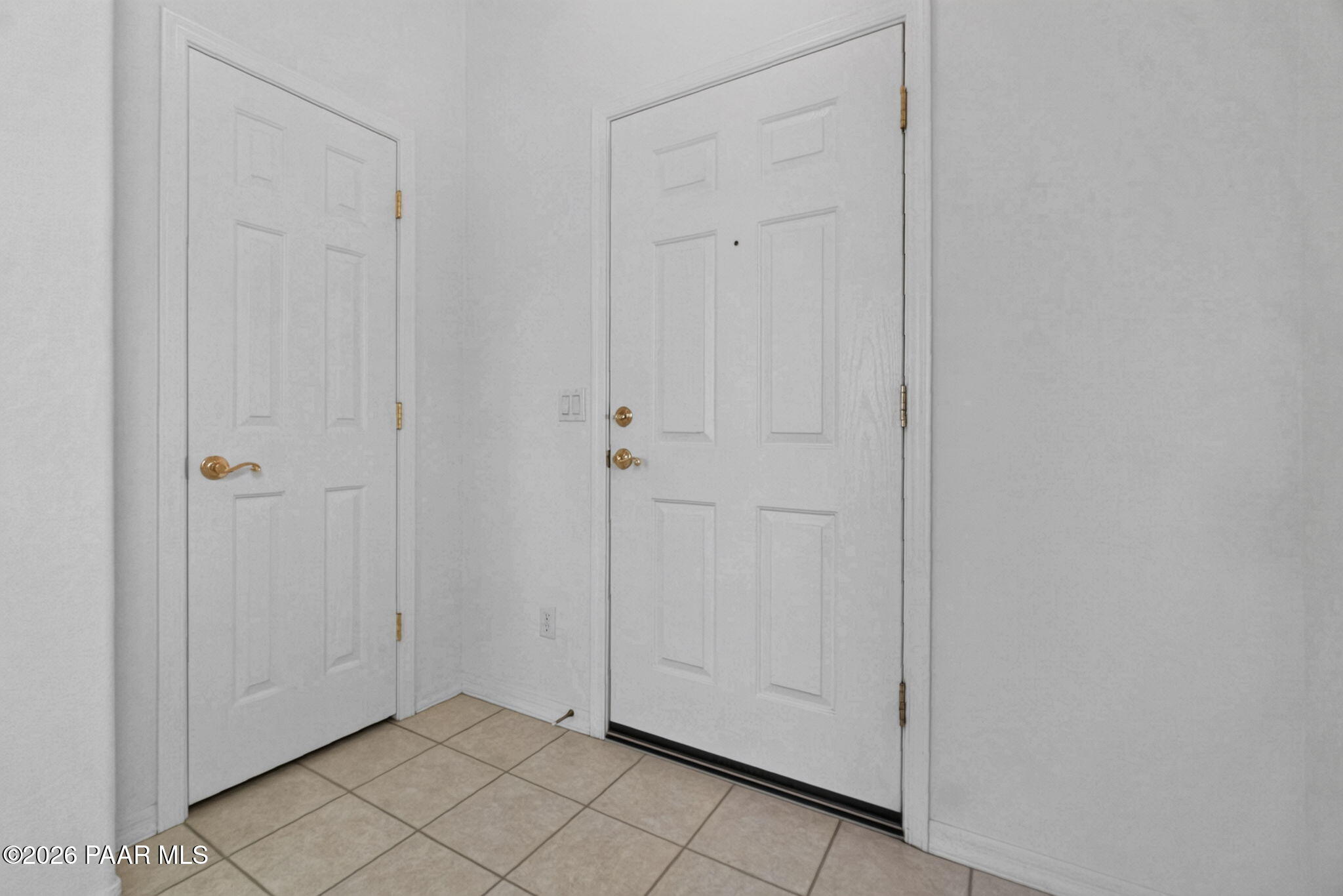 8128 N Command Point Drive