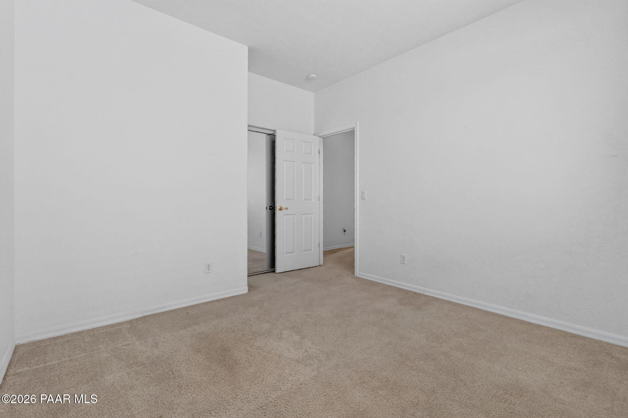 8128 N Command Point Drive