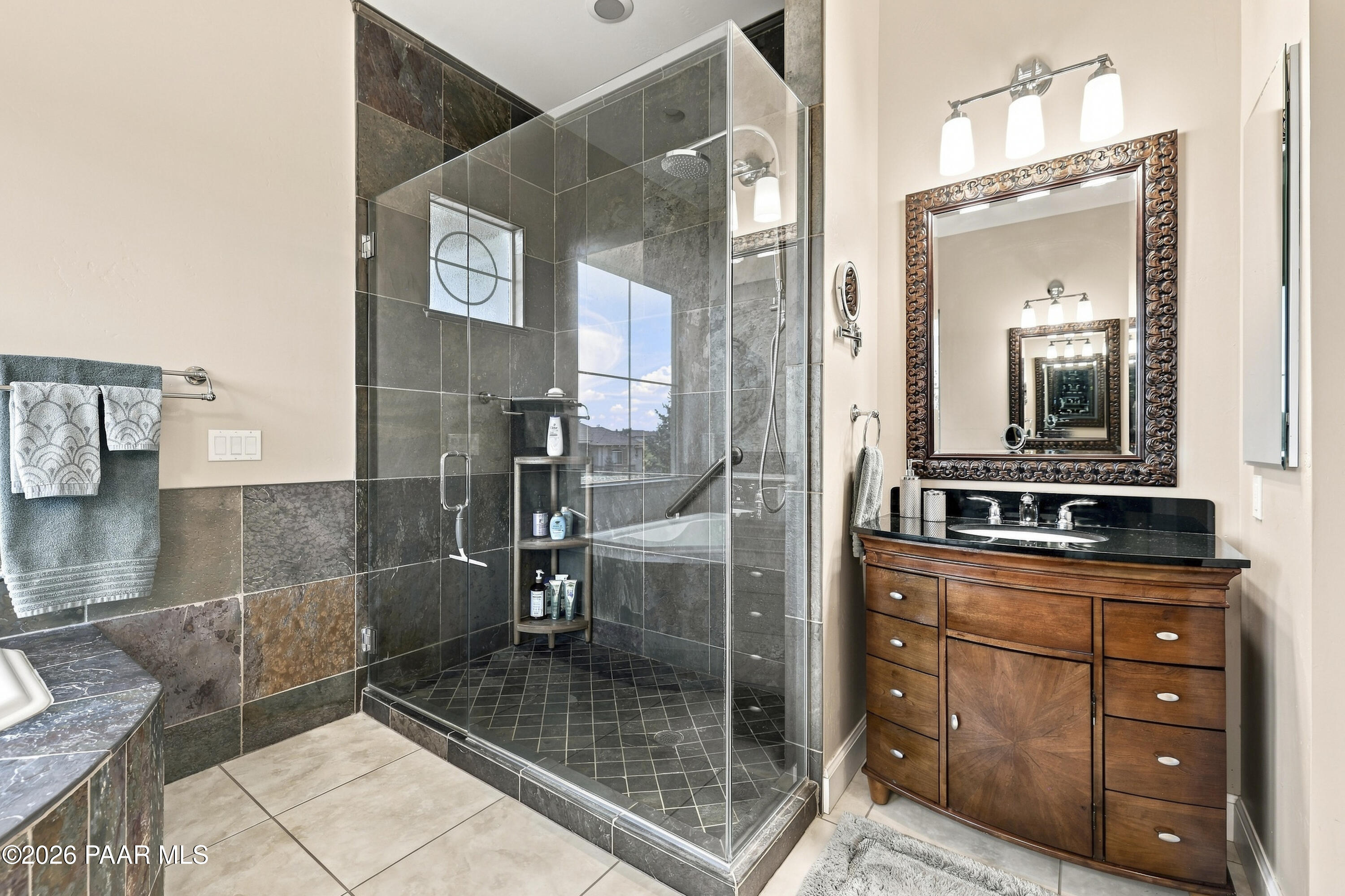 2487 Blueridge Circle