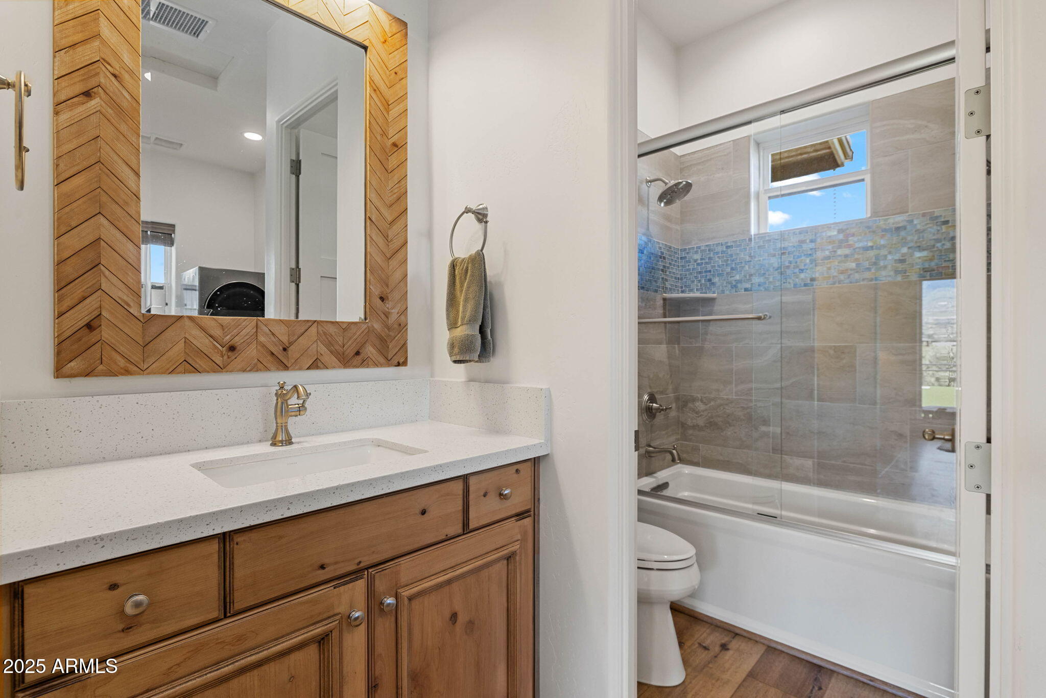 8815 N CALLAHAN Road