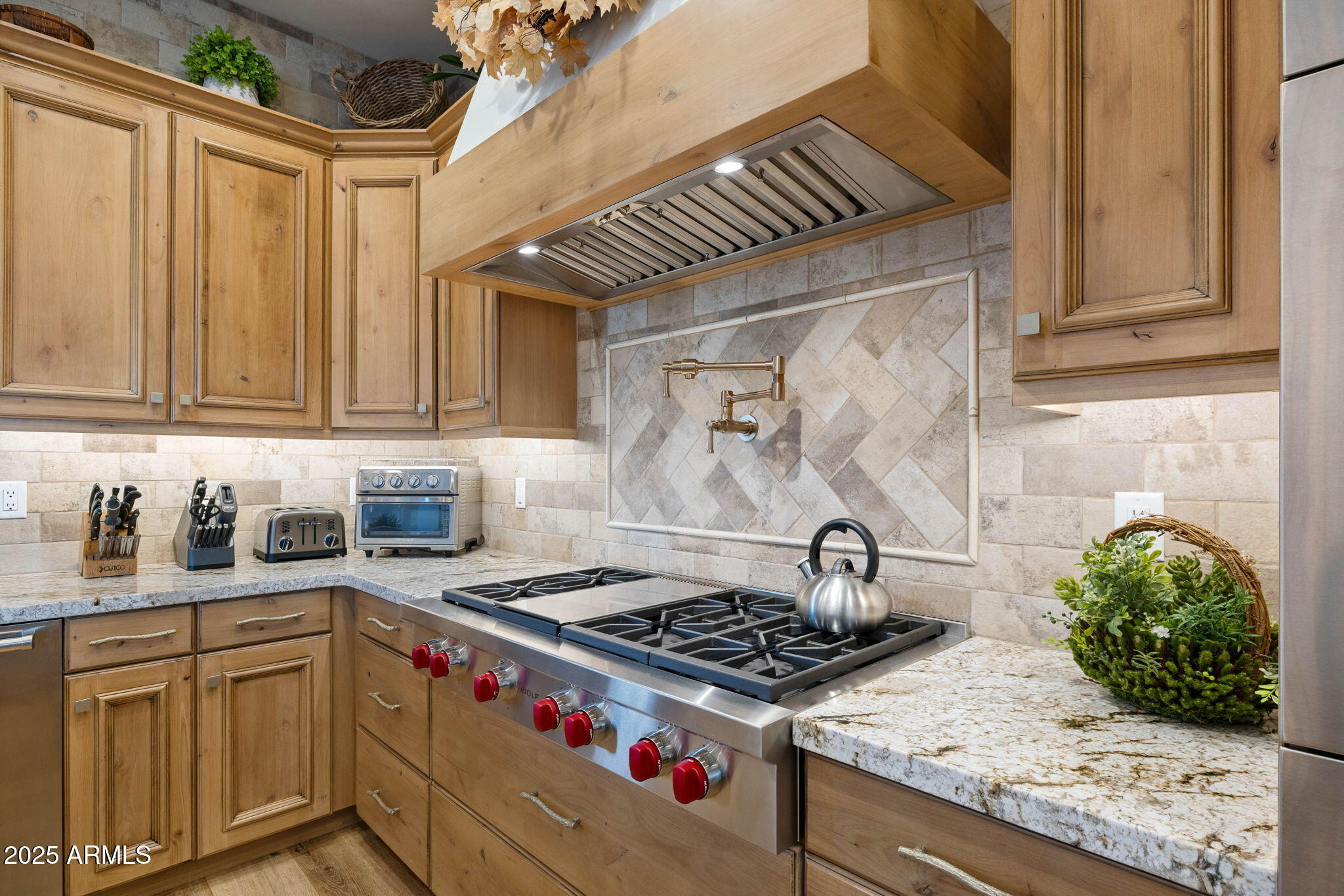 8815 N CALLAHAN Road