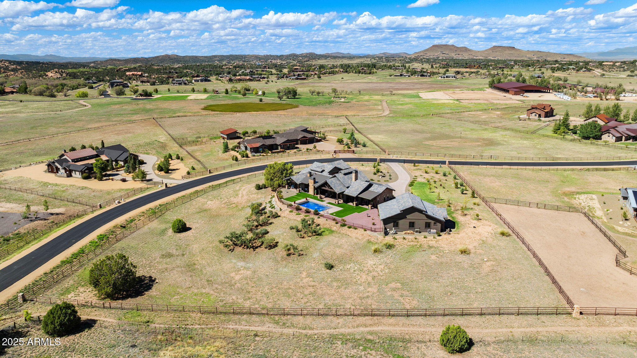 8815 N CALLAHAN Road