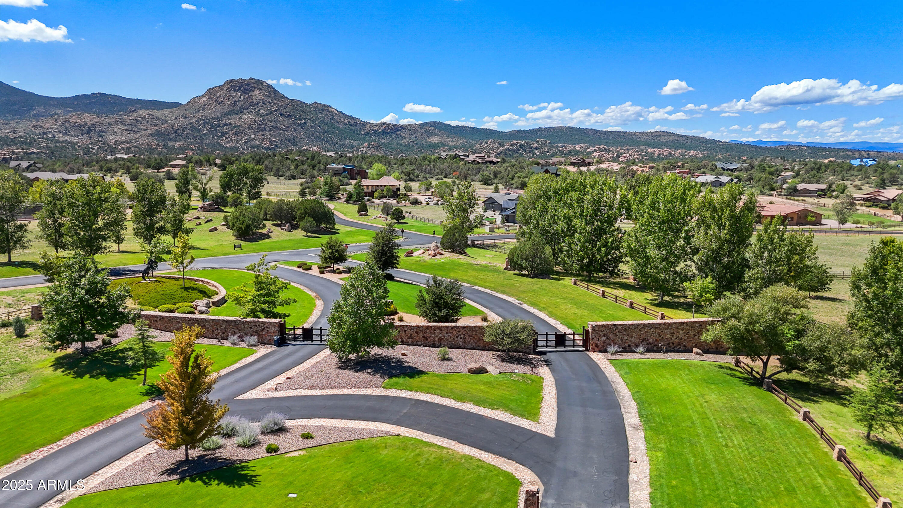 8815 N CALLAHAN Road