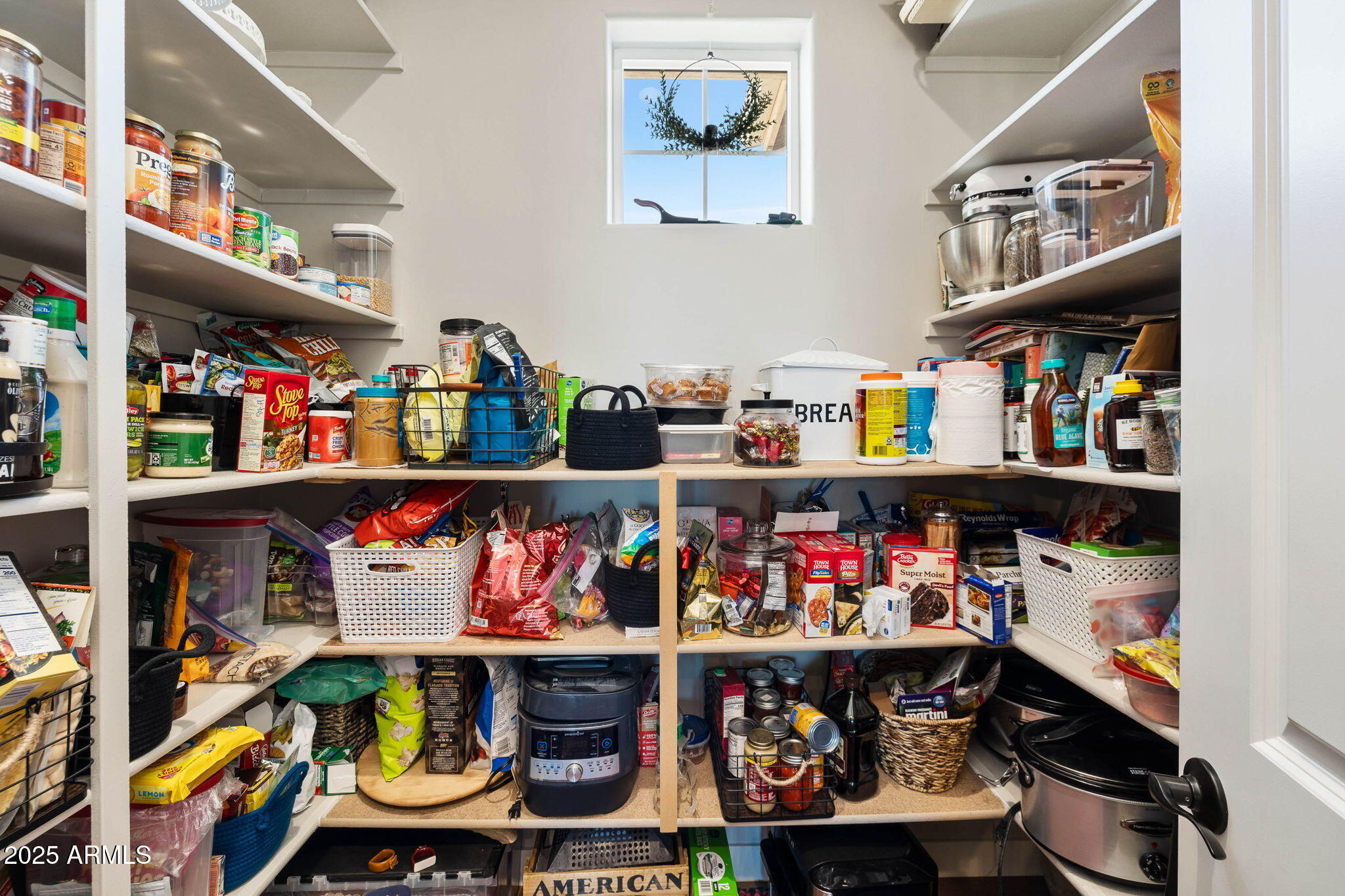 9820 N ECHO RIDGE Circle