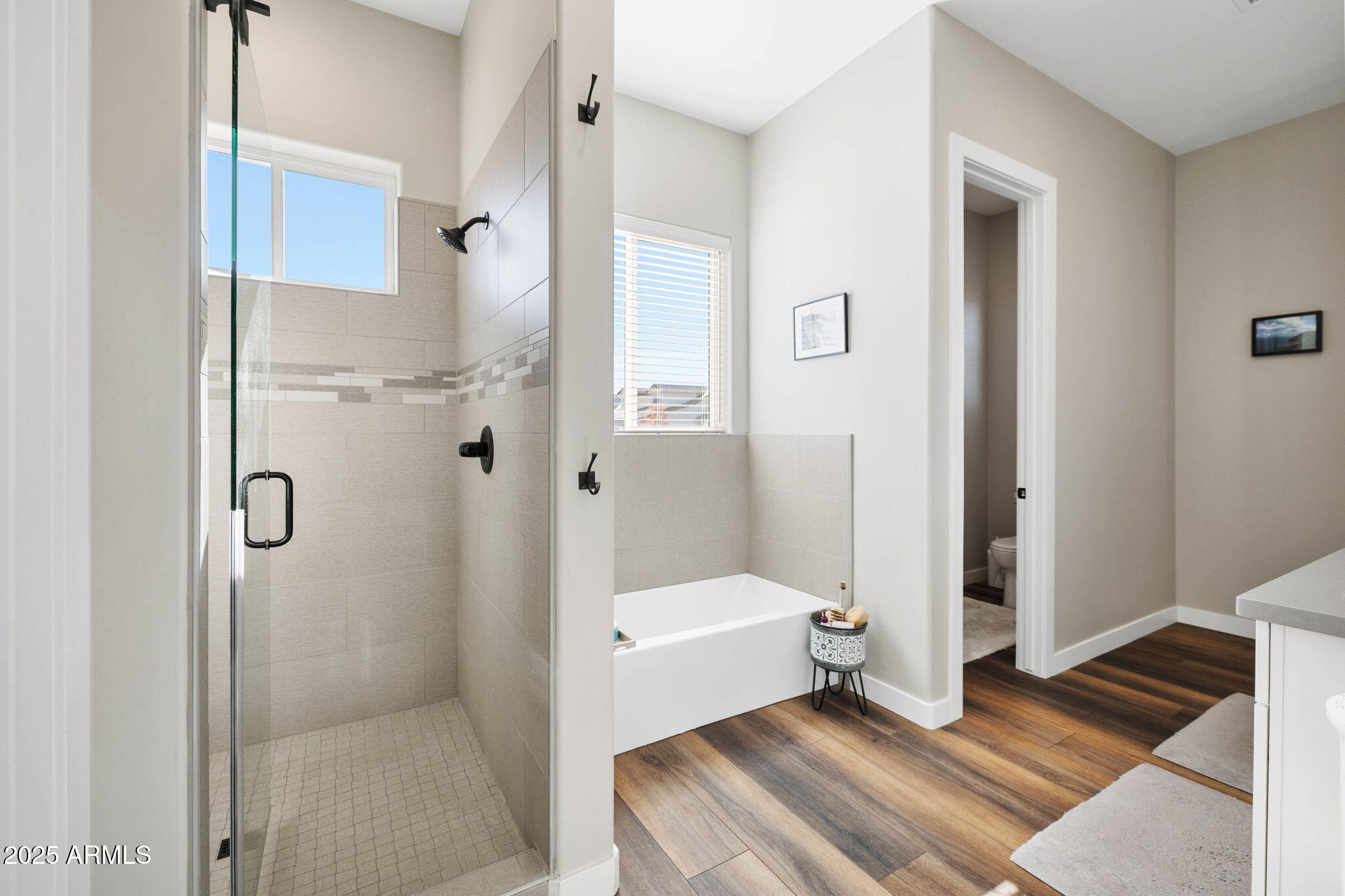 9820 N ECHO RIDGE Circle