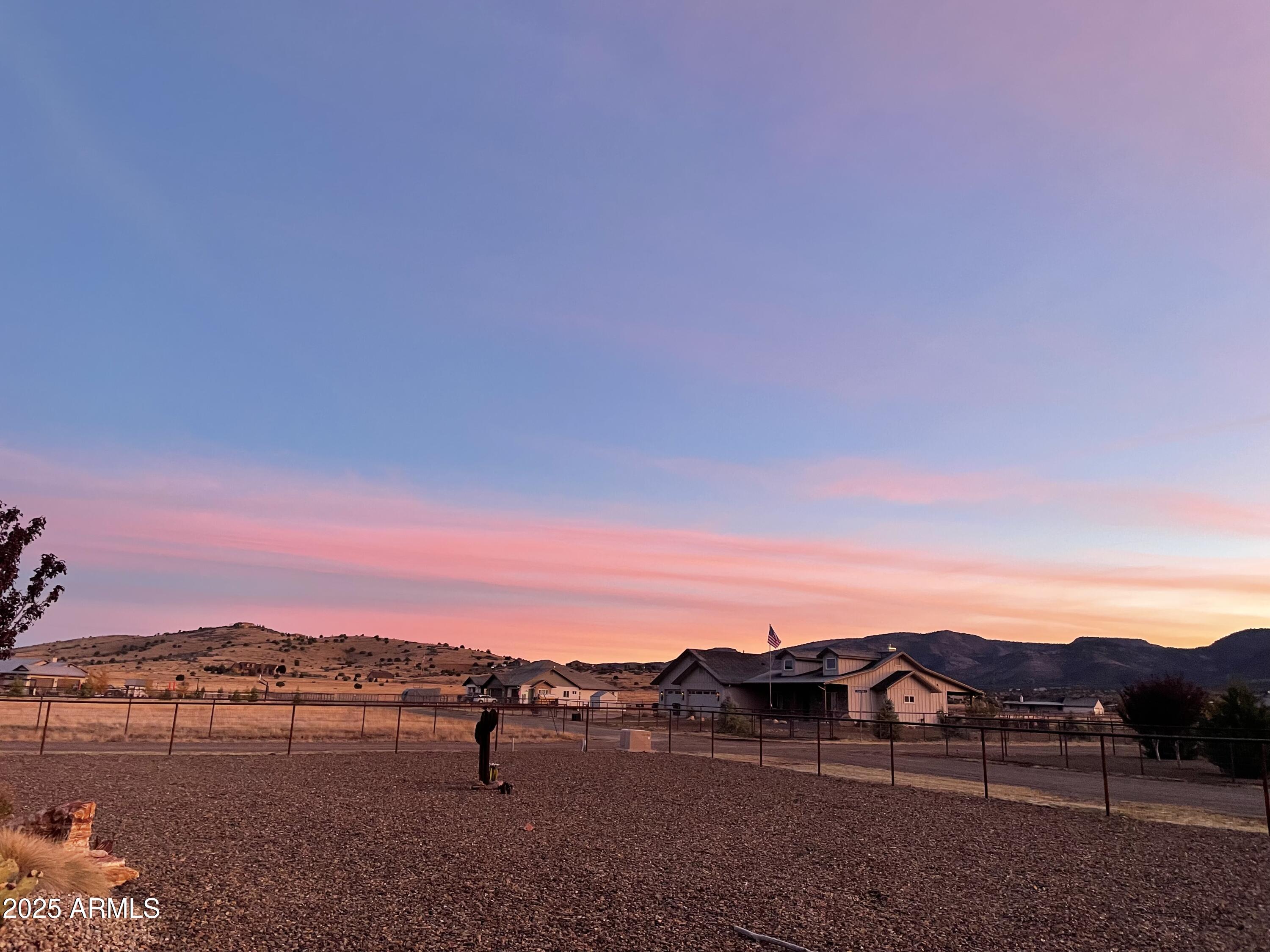 9820 N ECHO RIDGE Circle