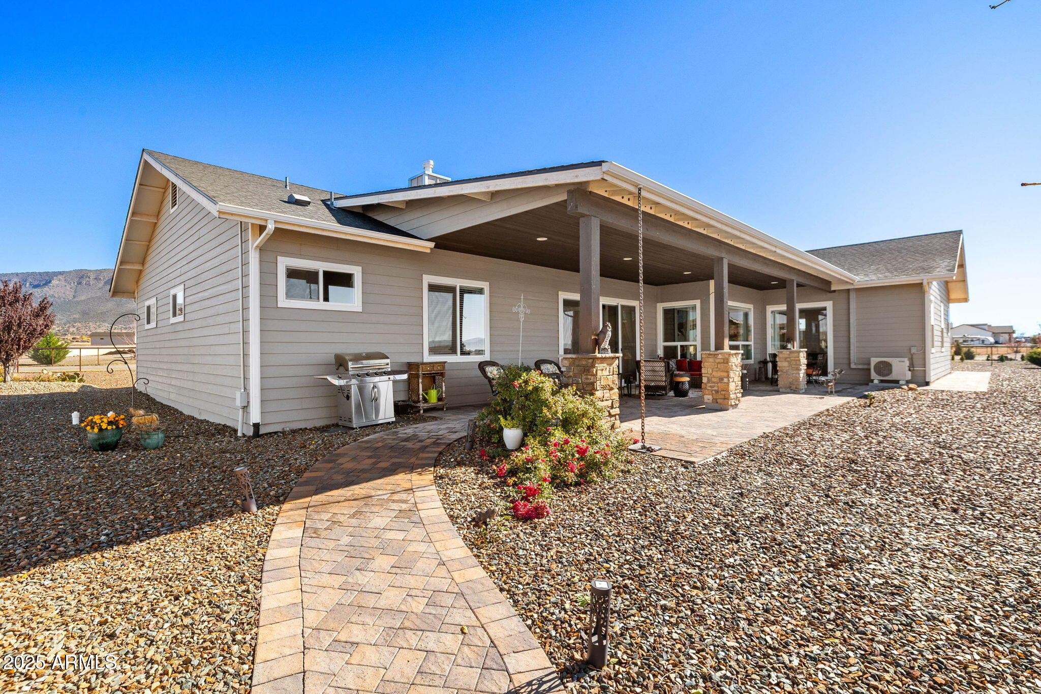 9820 N ECHO RIDGE Circle