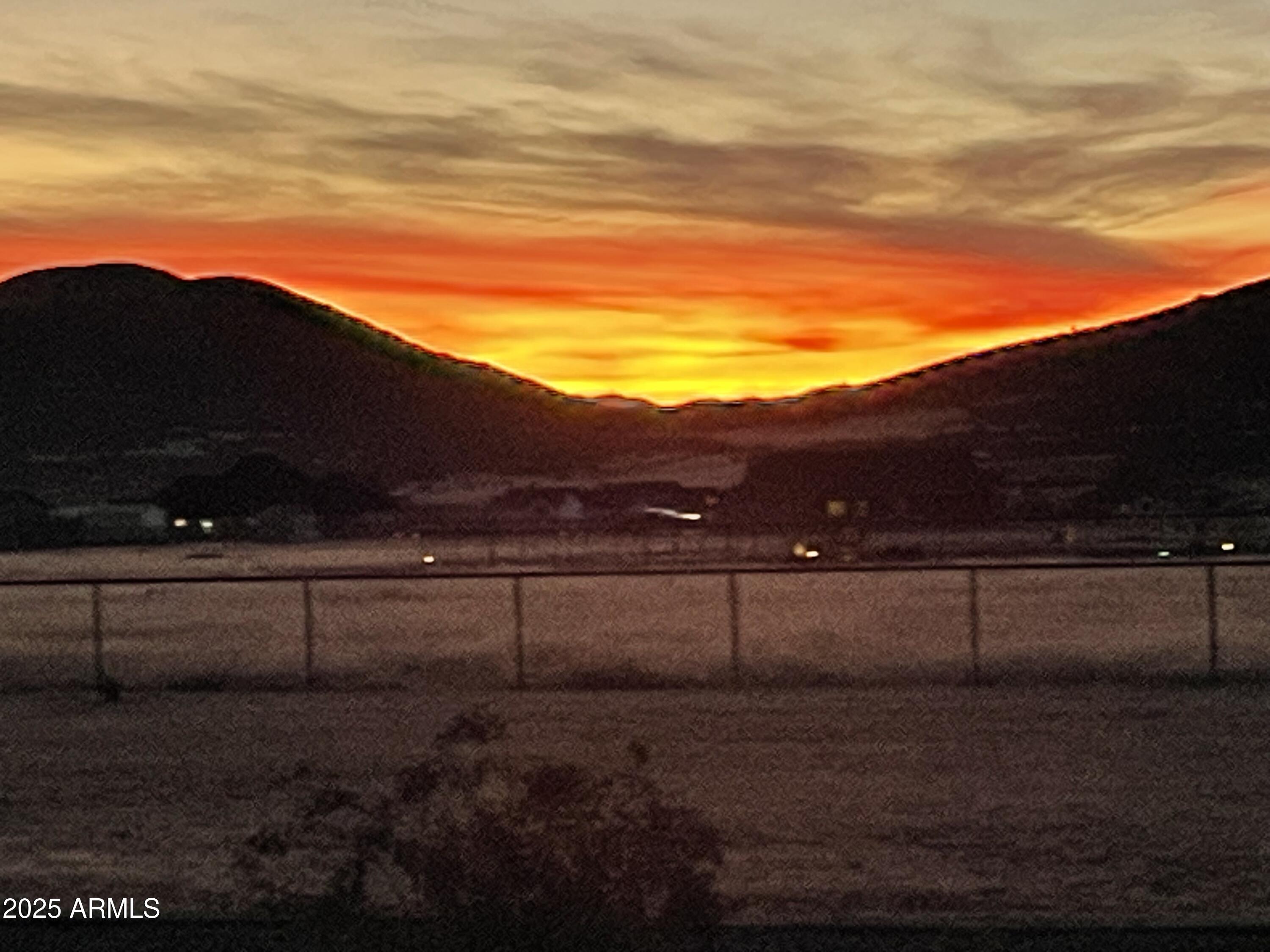 9820 N ECHO RIDGE Circle