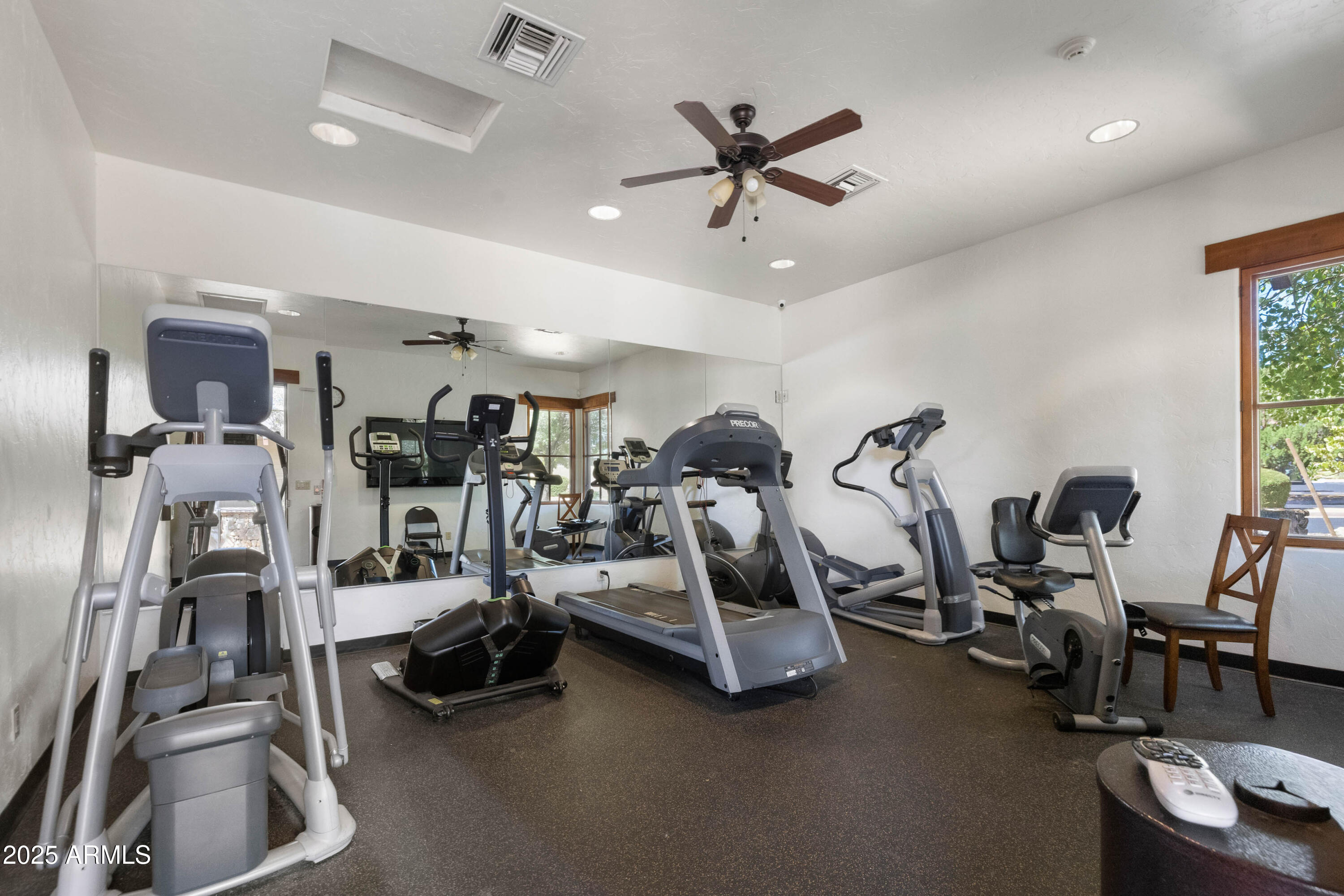 8815 N CALLAHAN Road