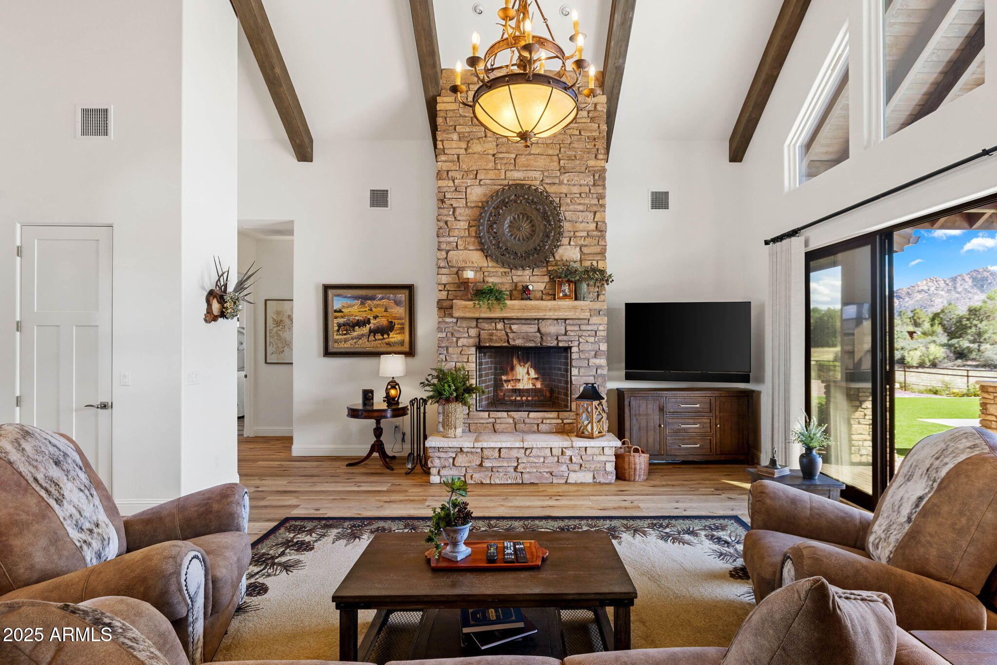 8815 N CALLAHAN Road