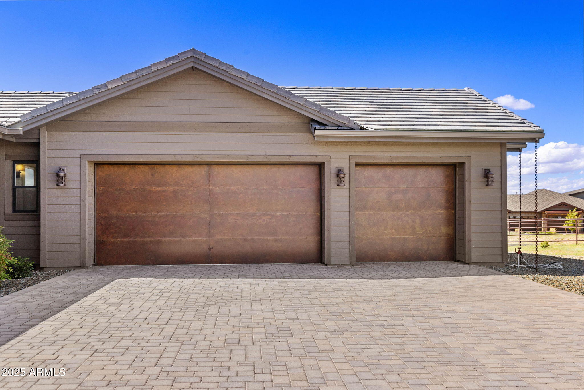 8815 N CALLAHAN Road