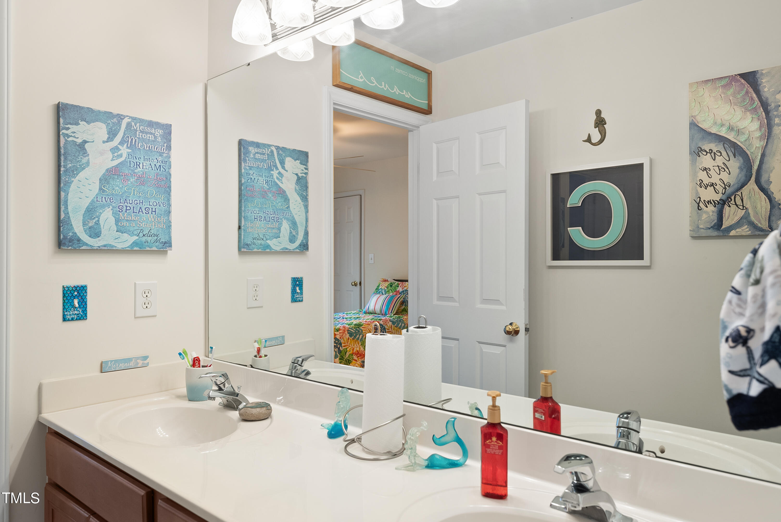 8137 Duck Creek Drive
