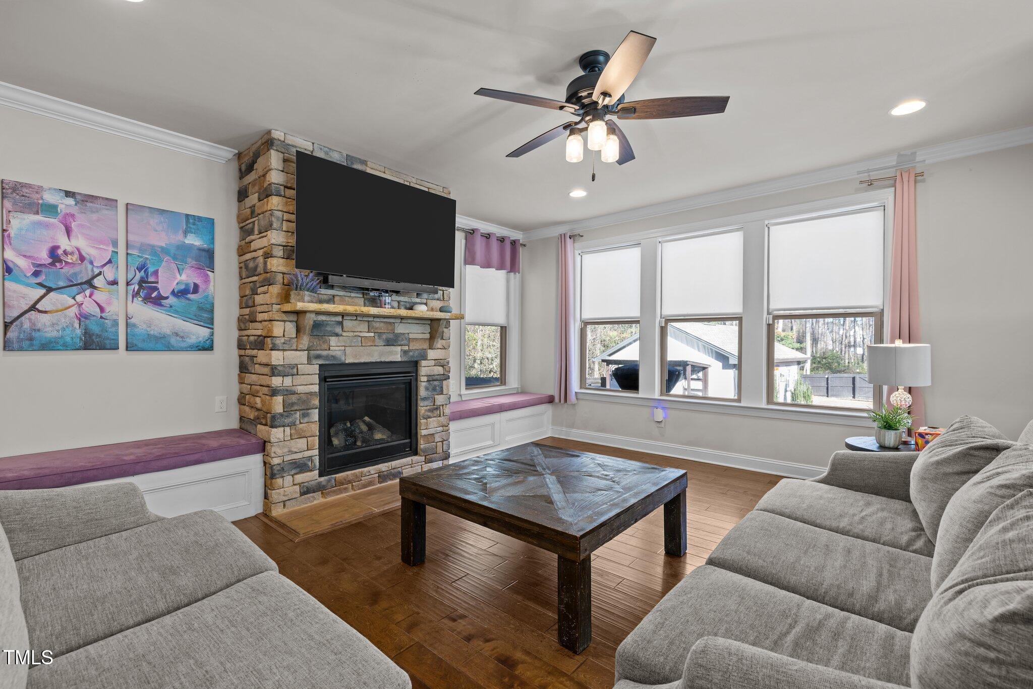 3916 Bostwyck Drive