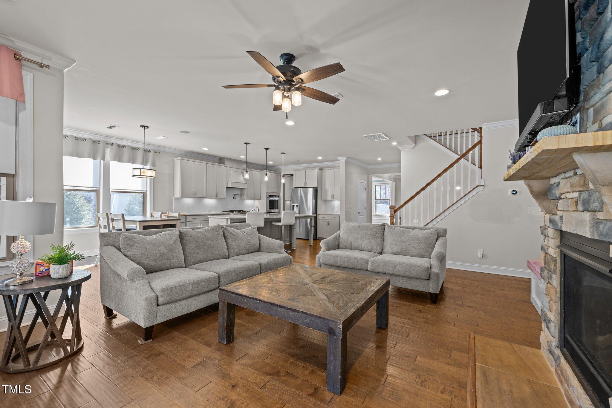 3916 Bostwyck Drive