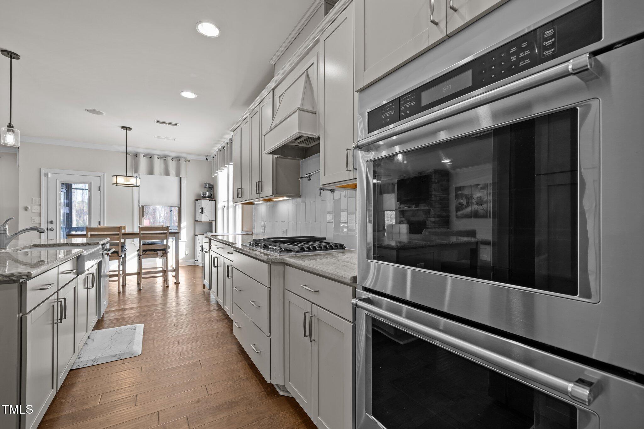 3916 Bostwyck Drive