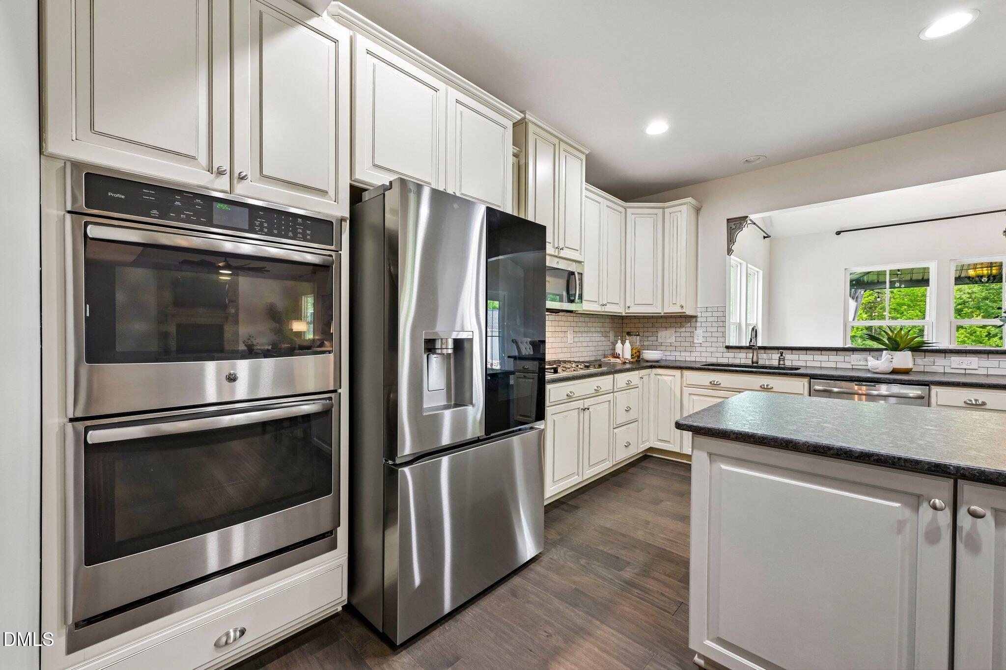 3413 Jordan Shires Drive