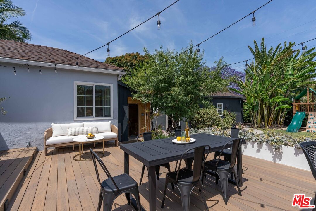 3434 S Cloverdale Ave