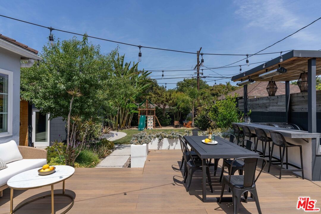 3434 S Cloverdale Ave