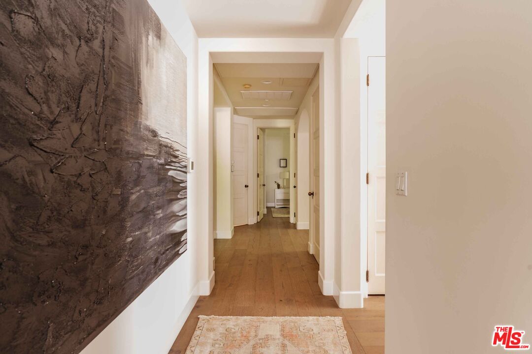 9024 Cynthia St Unit: 204