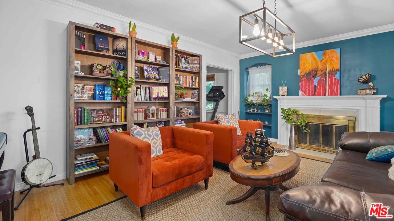 3801 Sutro Ave
