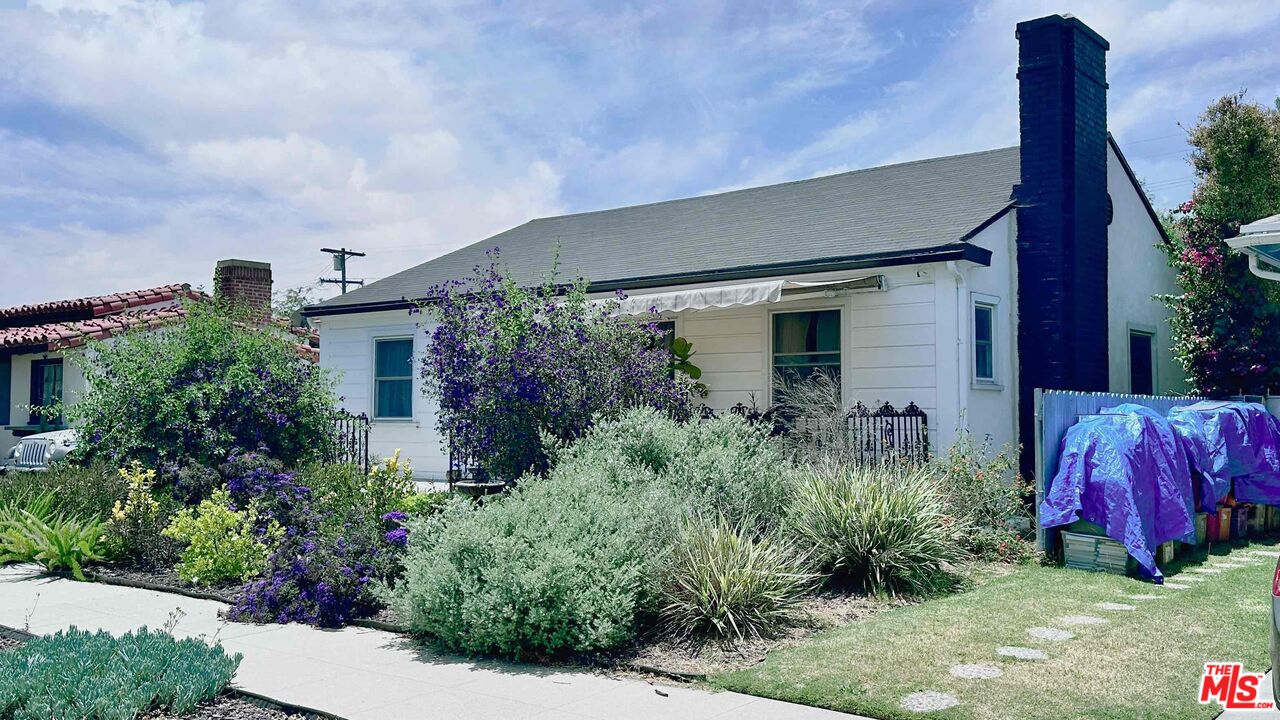 3801 Sutro Ave