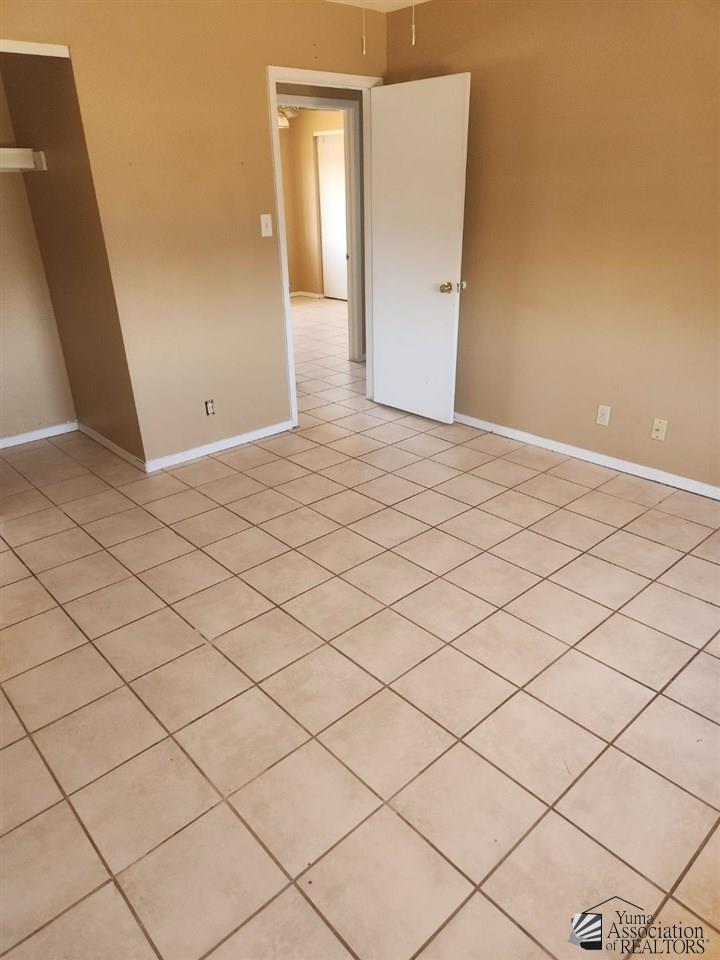 4597 W 16 Ln