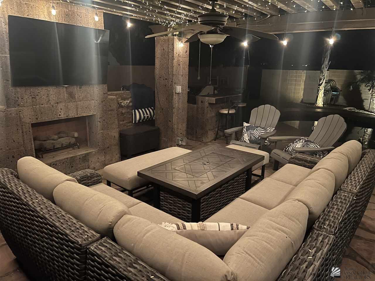 4674 W 23 Ln