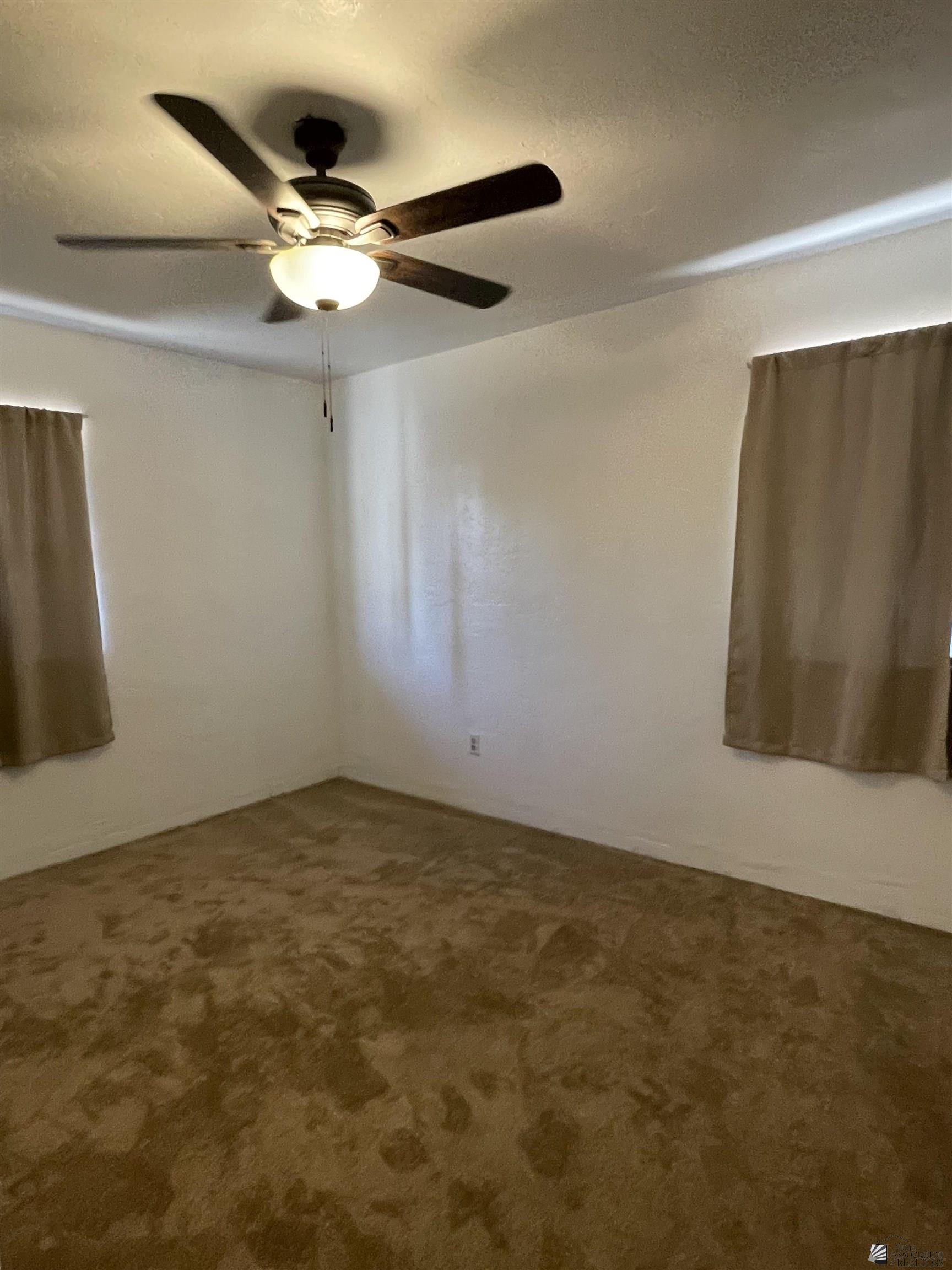 121 S 7 Ave