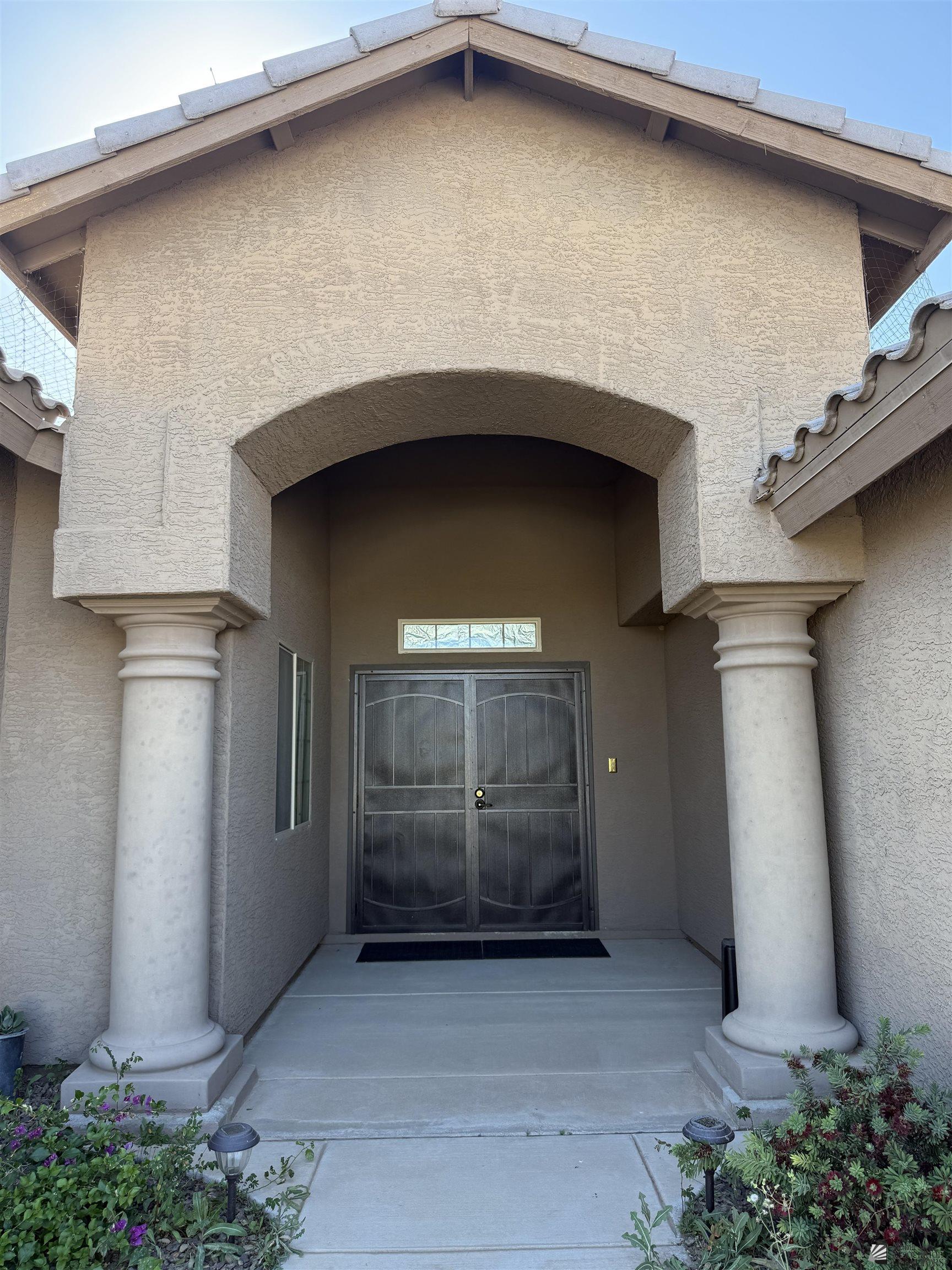 2238 S 46 Way