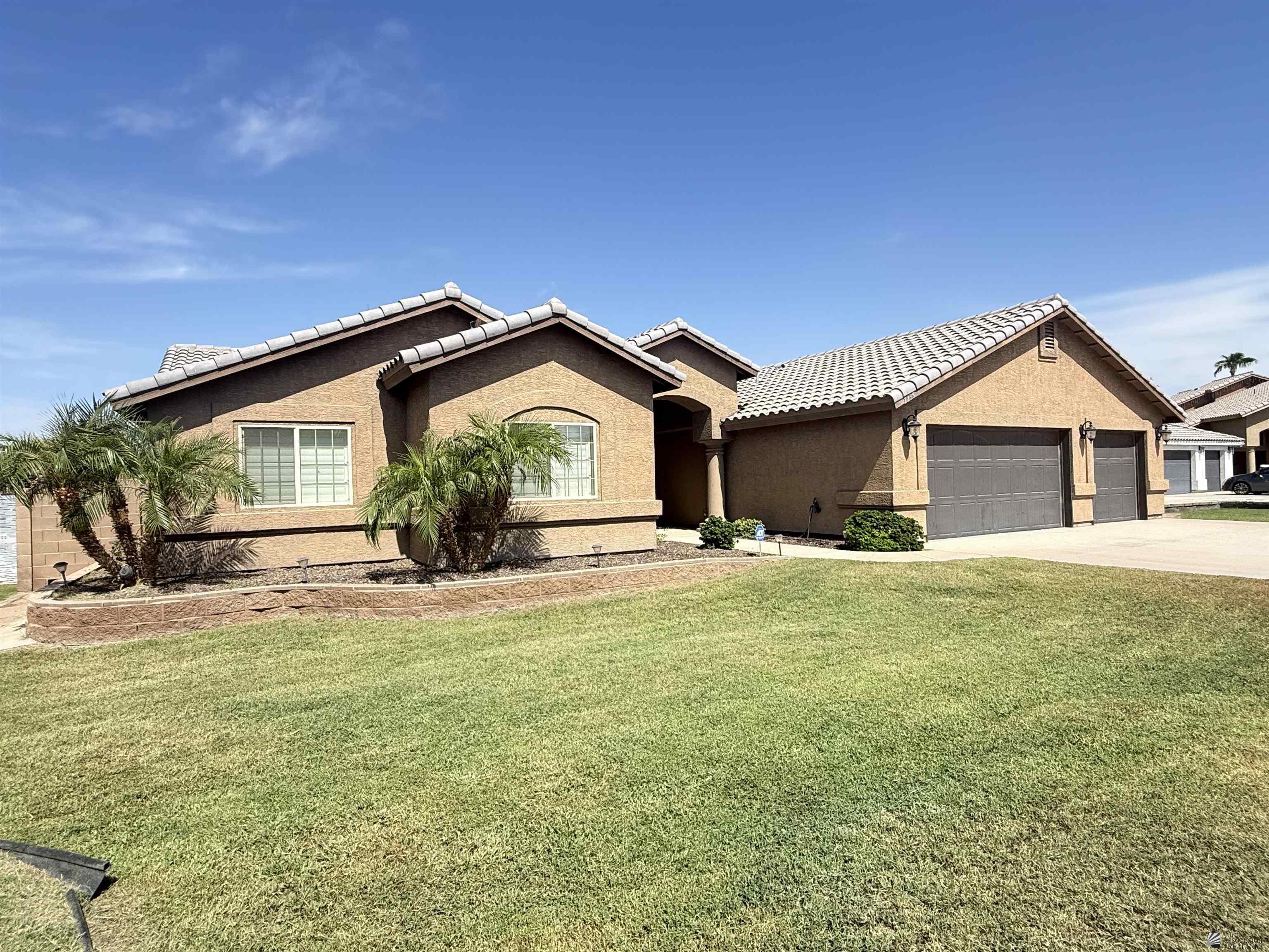 2238 S 46 Way