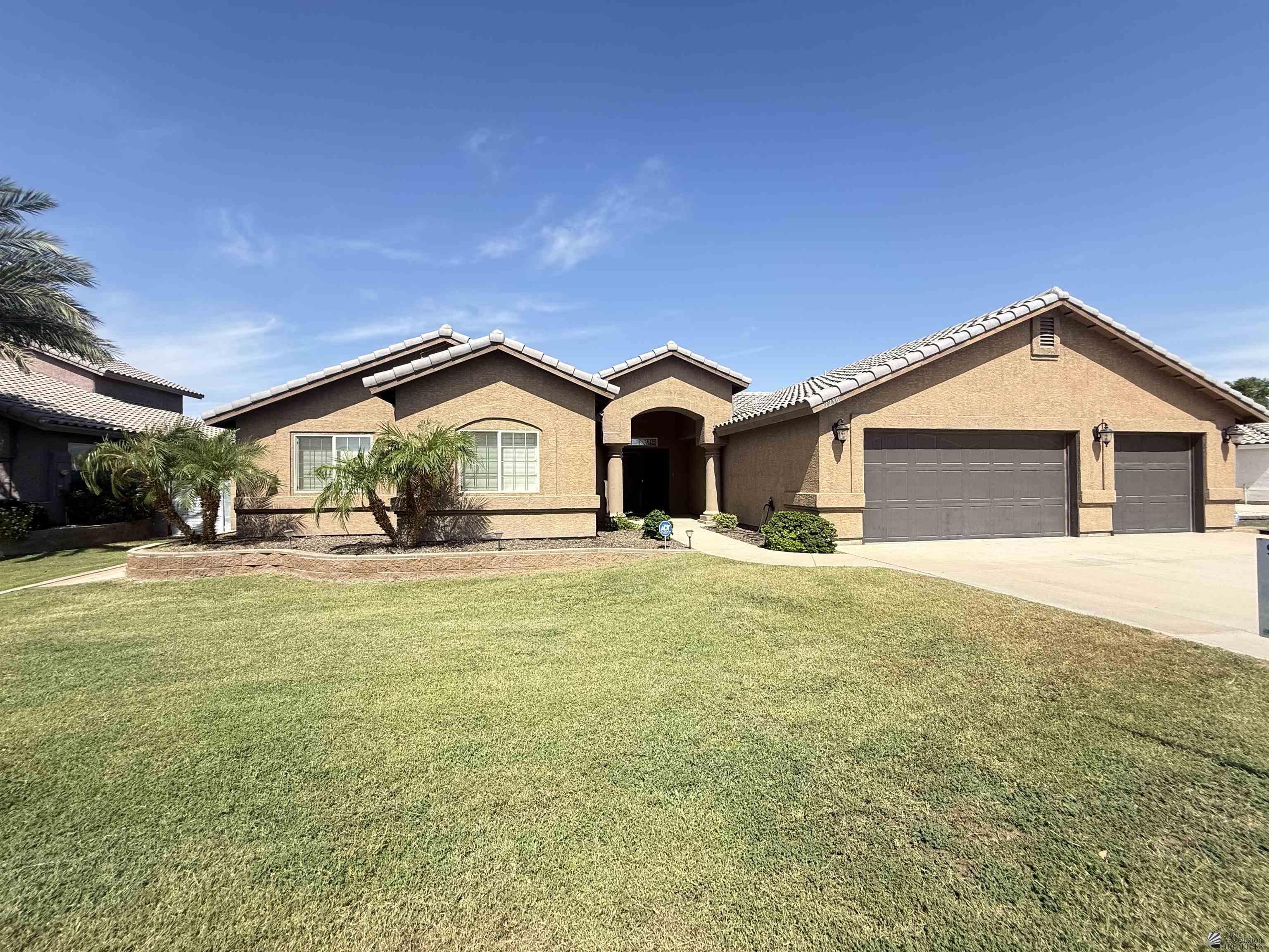 2238 S 46 Way