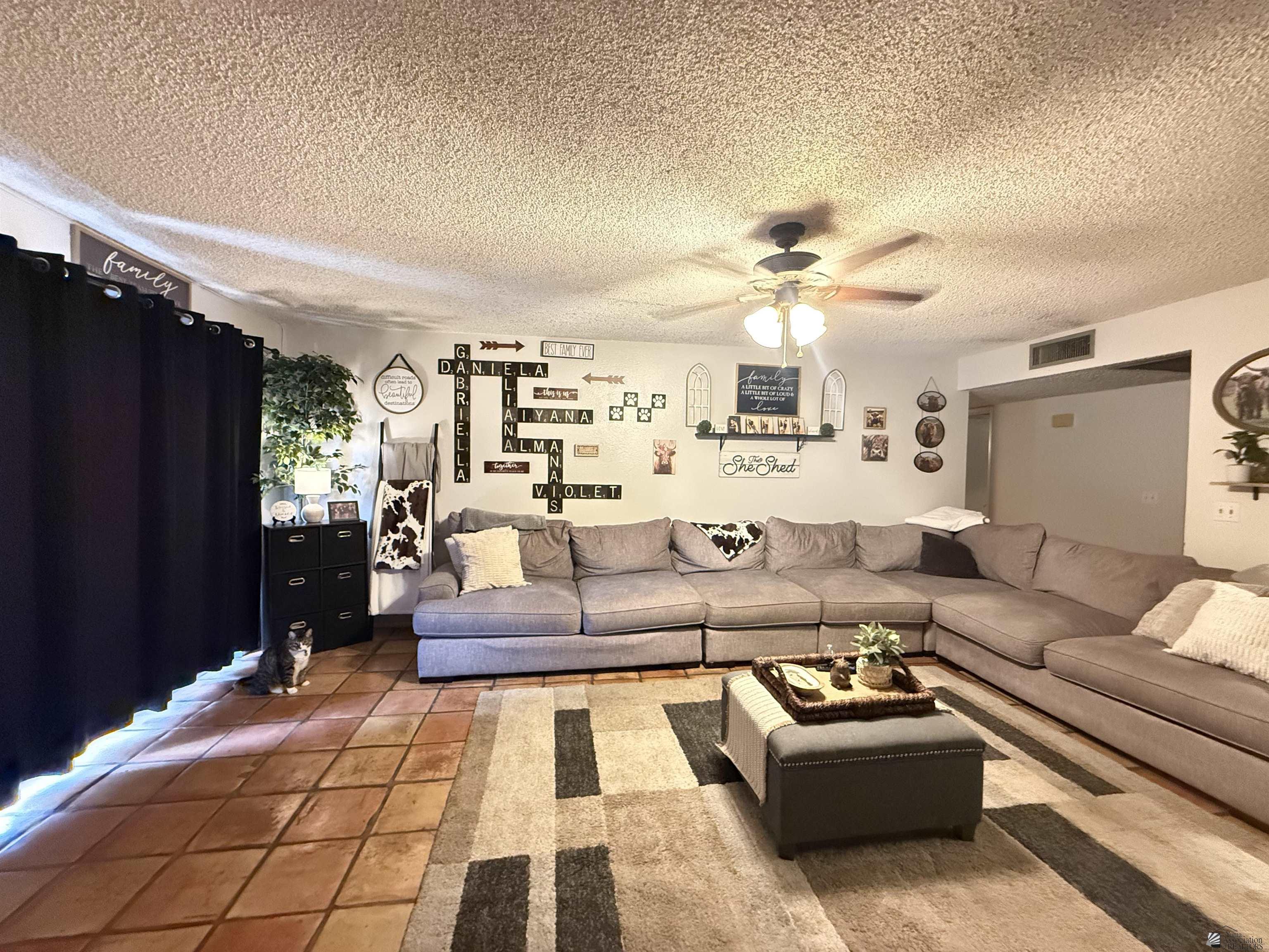 974 W Cortez Ln