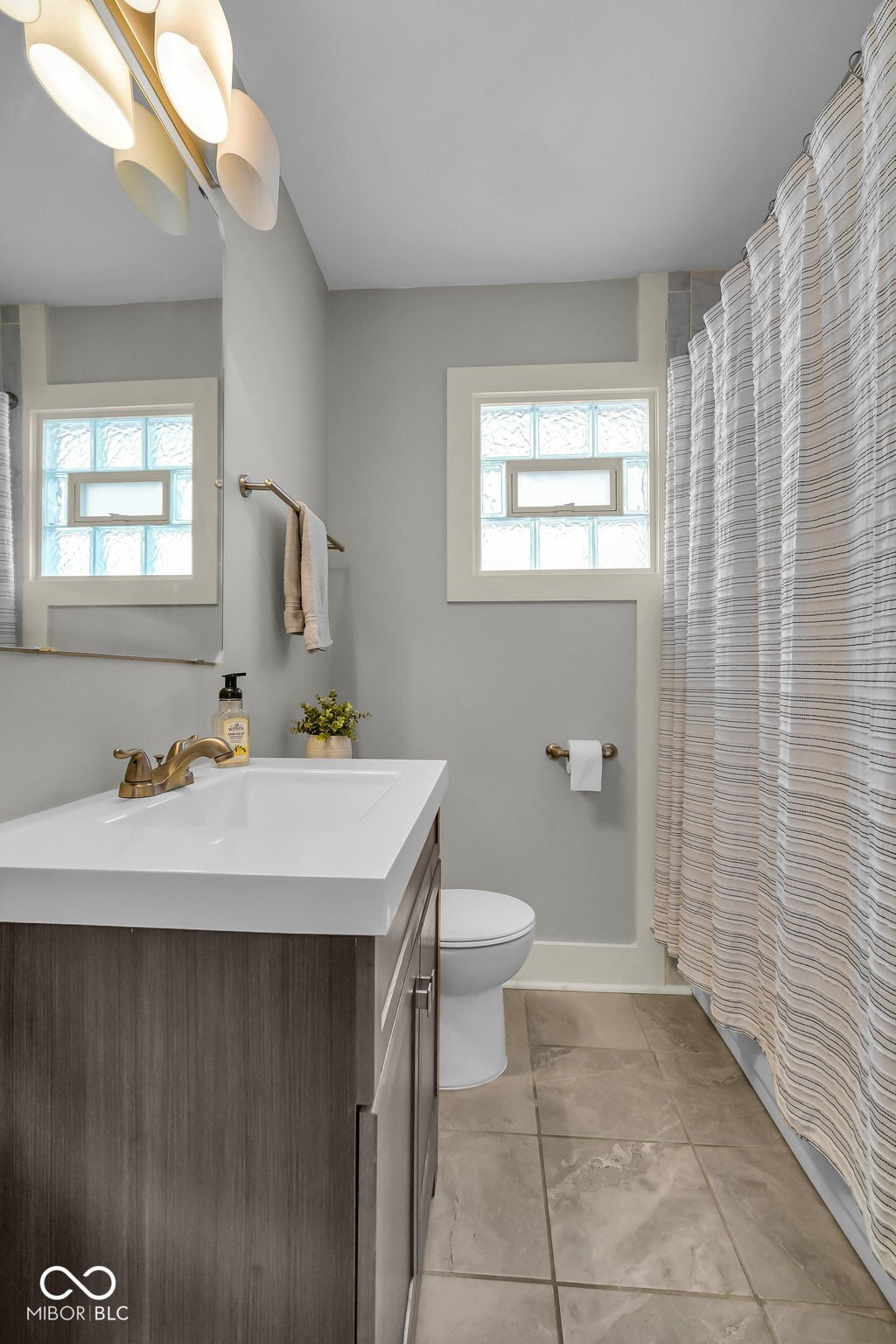 1428 N Euclid Avenue