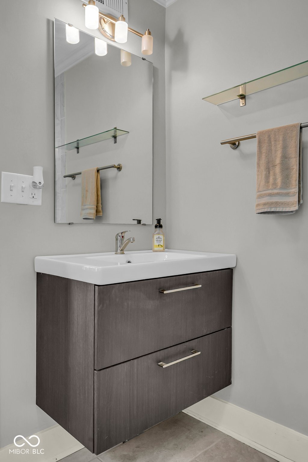 1428 N Euclid Avenue