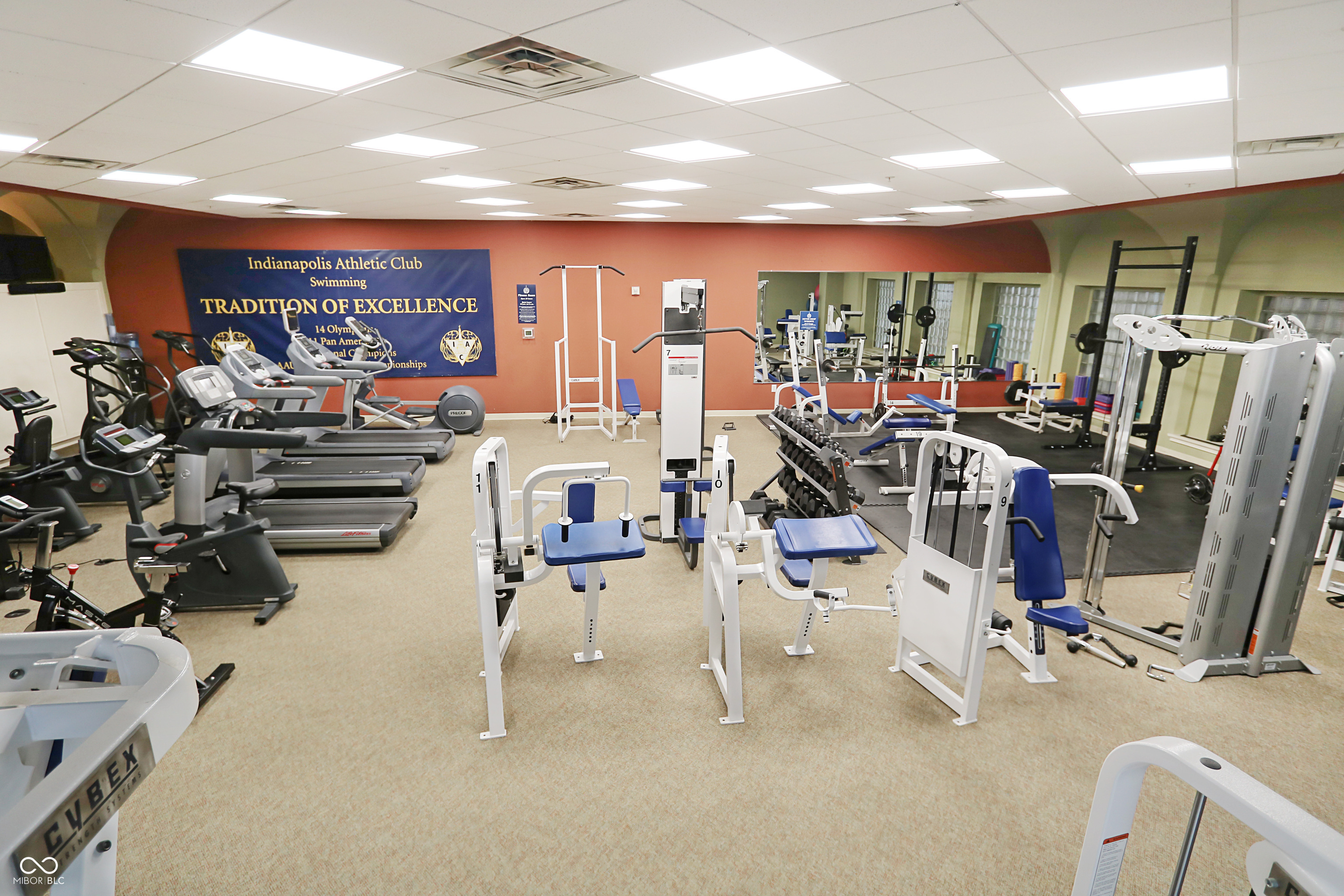 350 N Meridian Street Unit: UNIT A302