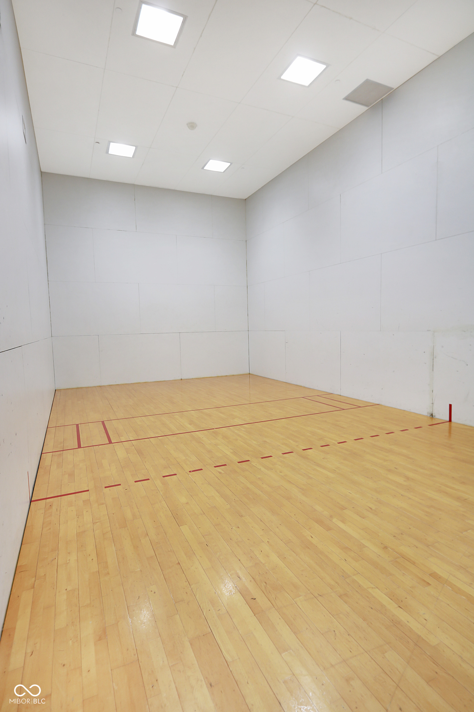 350 N Meridian Street Unit: UNIT A302