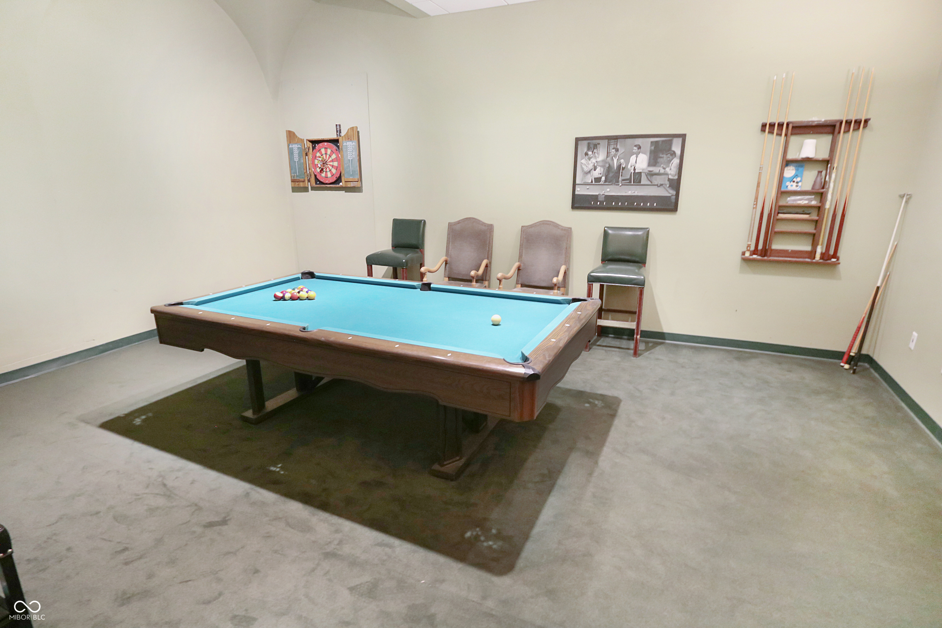 350 N Meridian Street Unit: UNIT A302